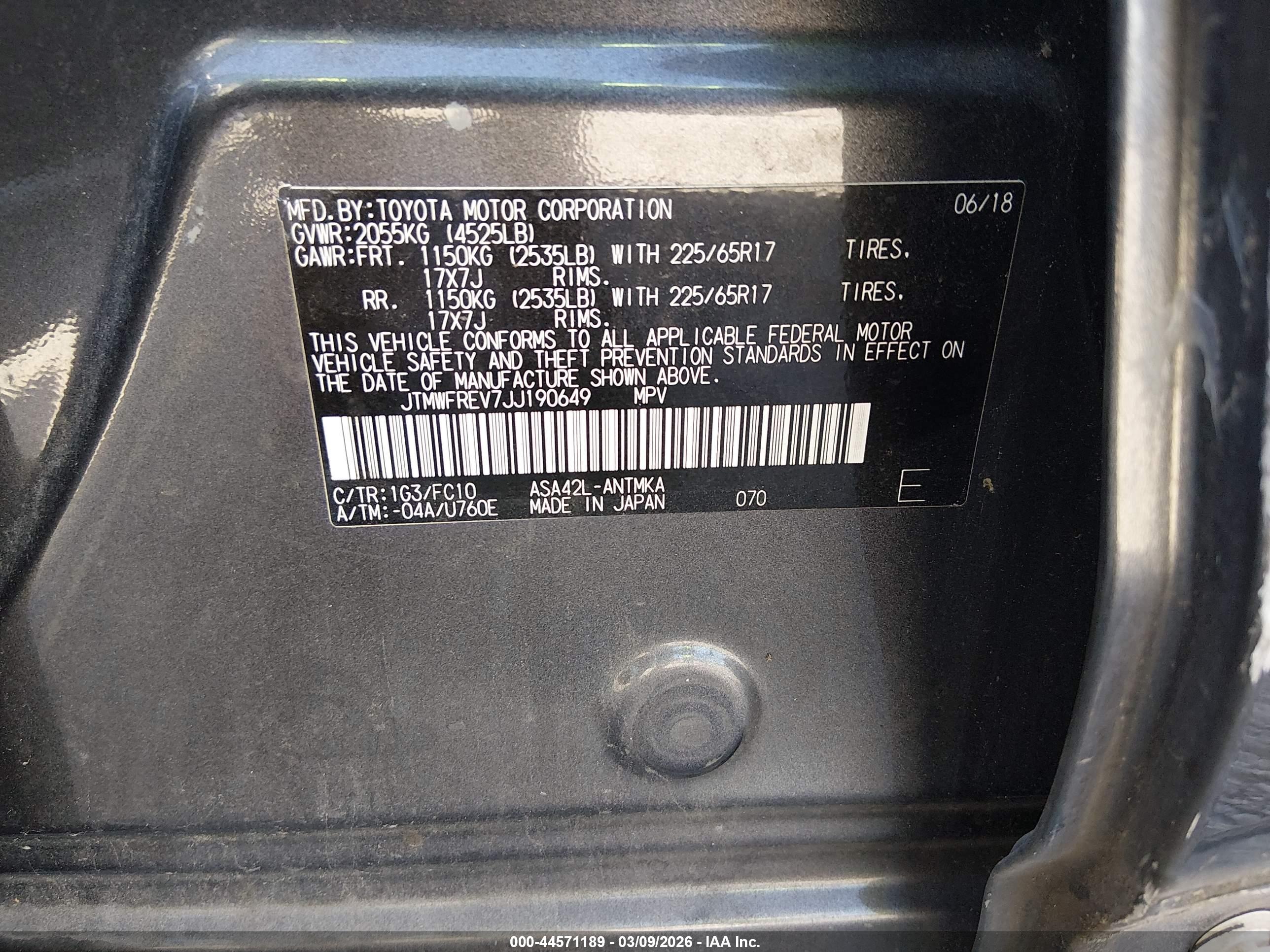 TOYOTA RAV4 image 9