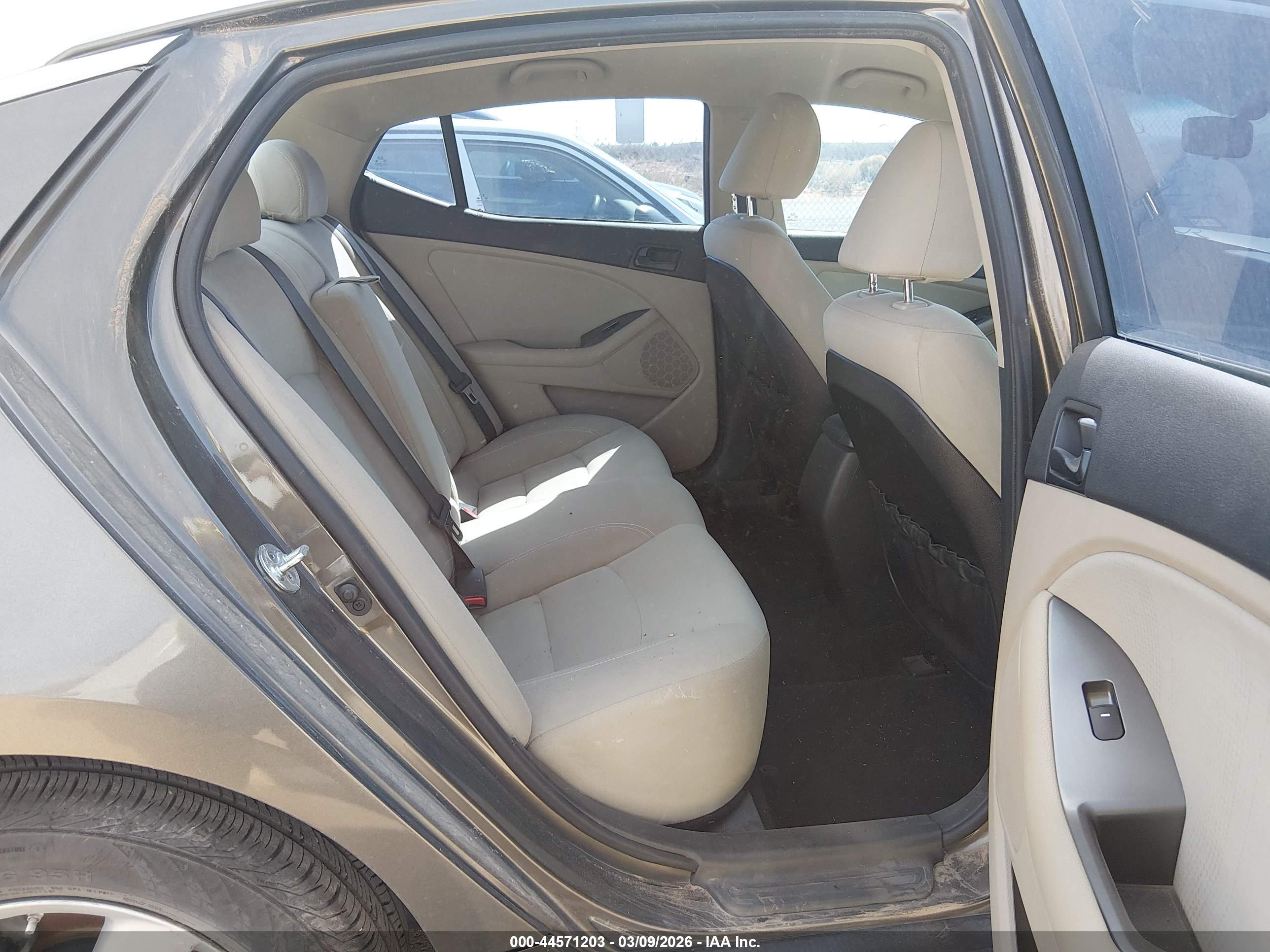 KIA OPTIMA image 8