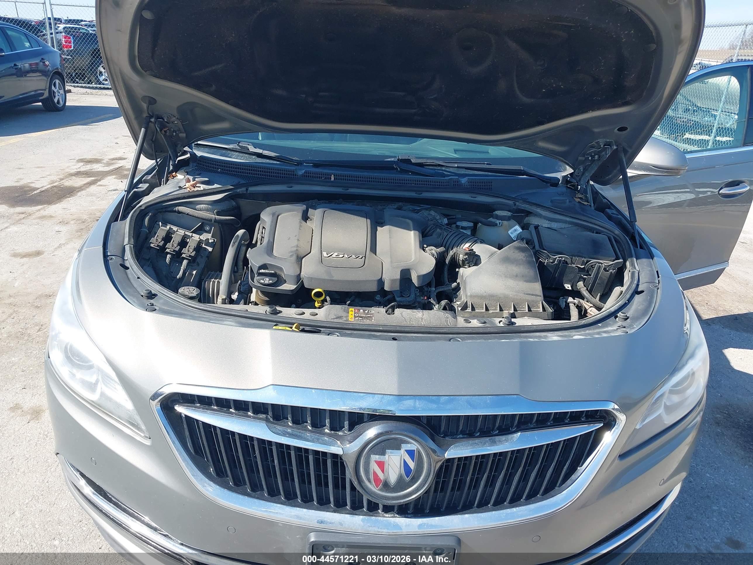 BUICK LACROSSE image 10