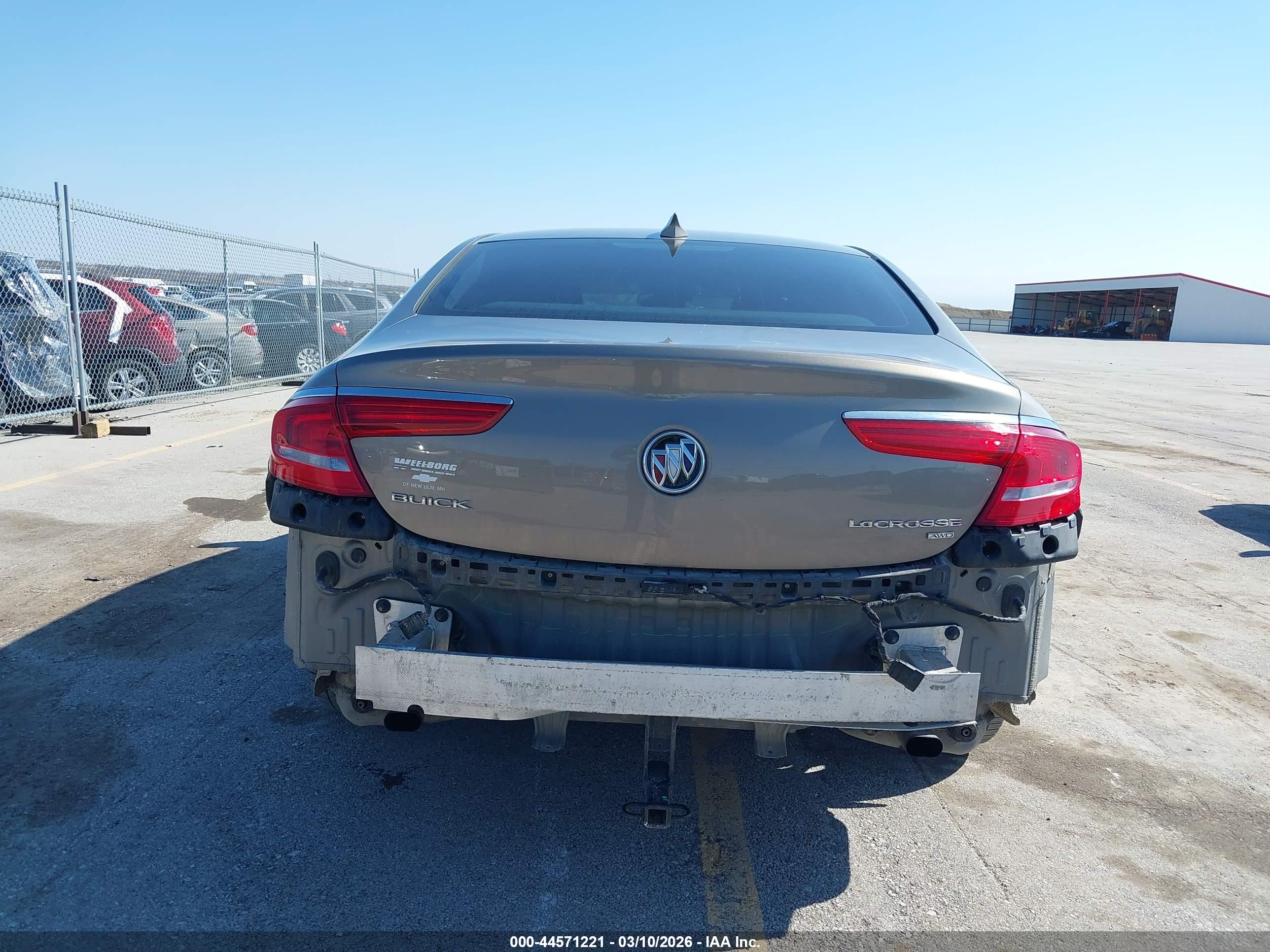 BUICK LACROSSE image 6