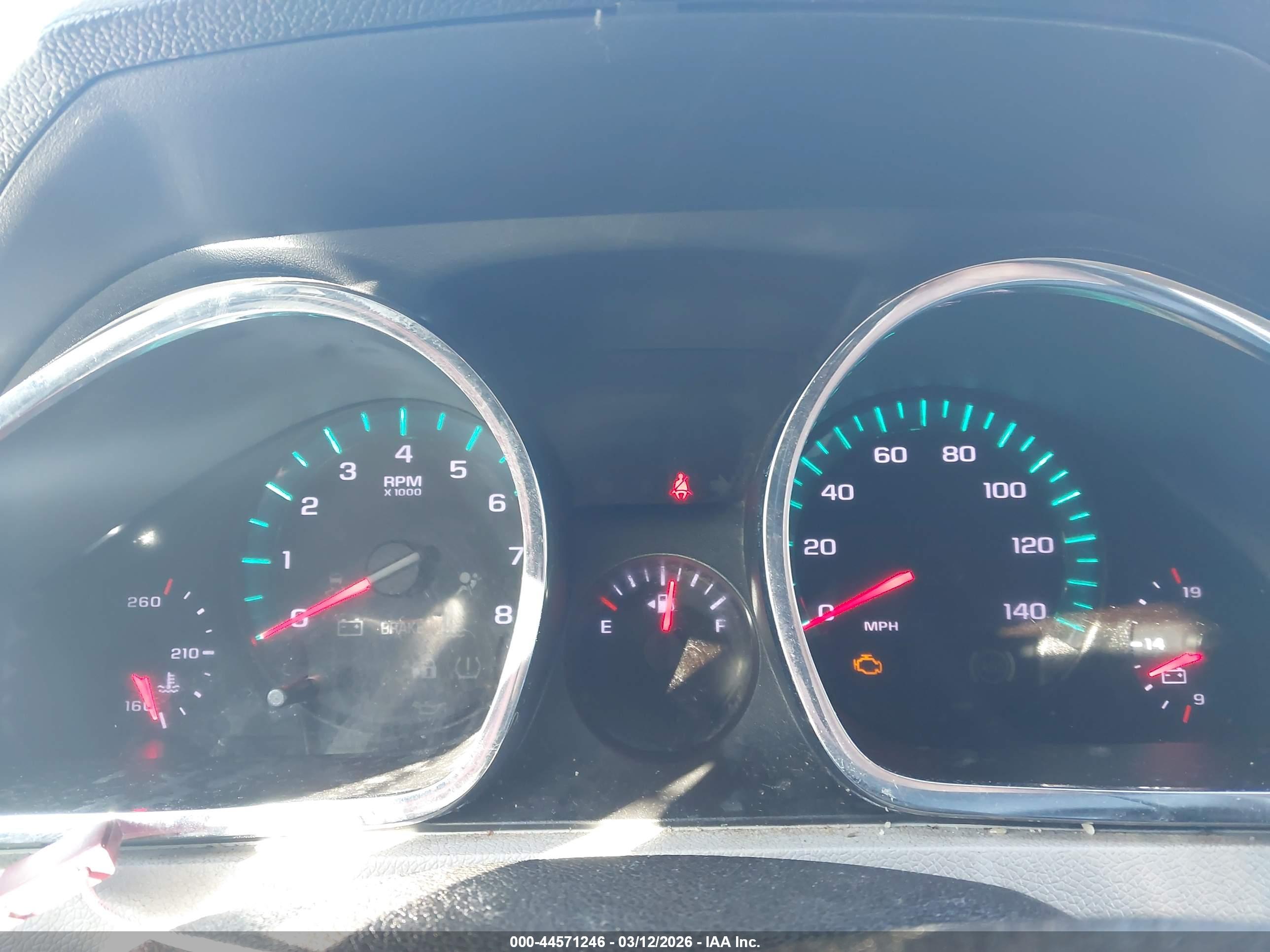 CHEVROLET TRAVERSE image 7