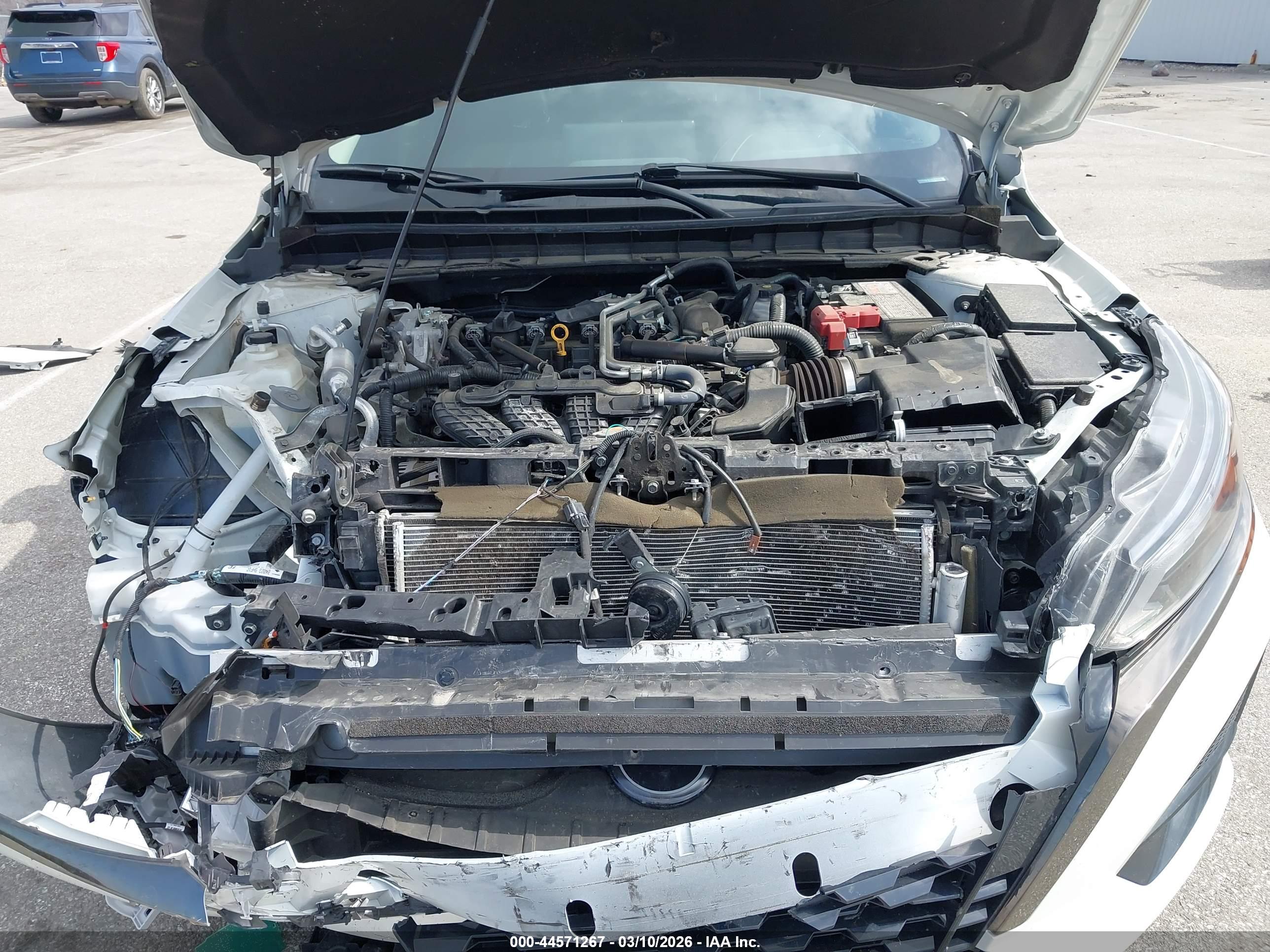 NISSAN ALTIMA image 10