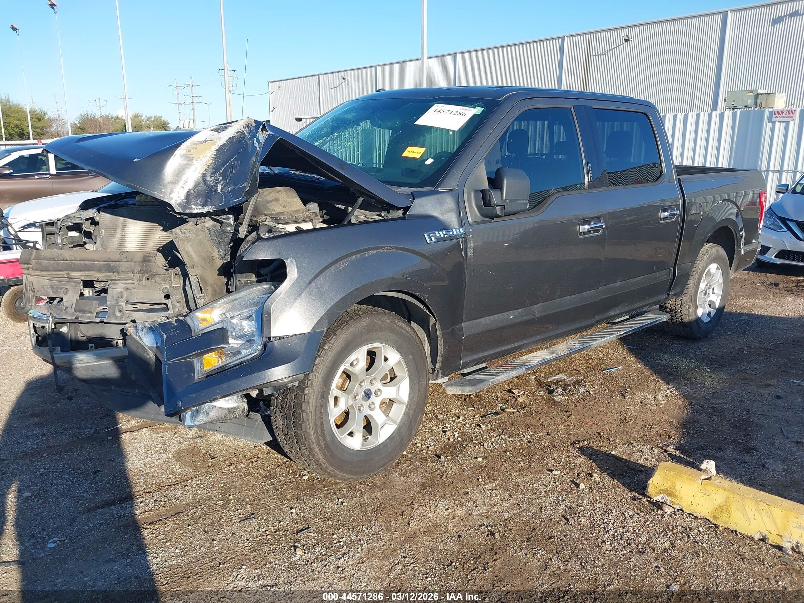 FORD F-150 image 2