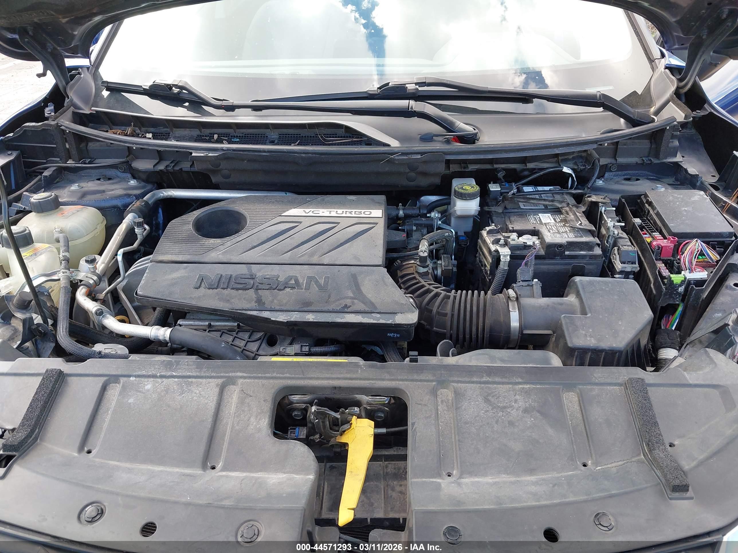 NISSAN ROGUE image 10
