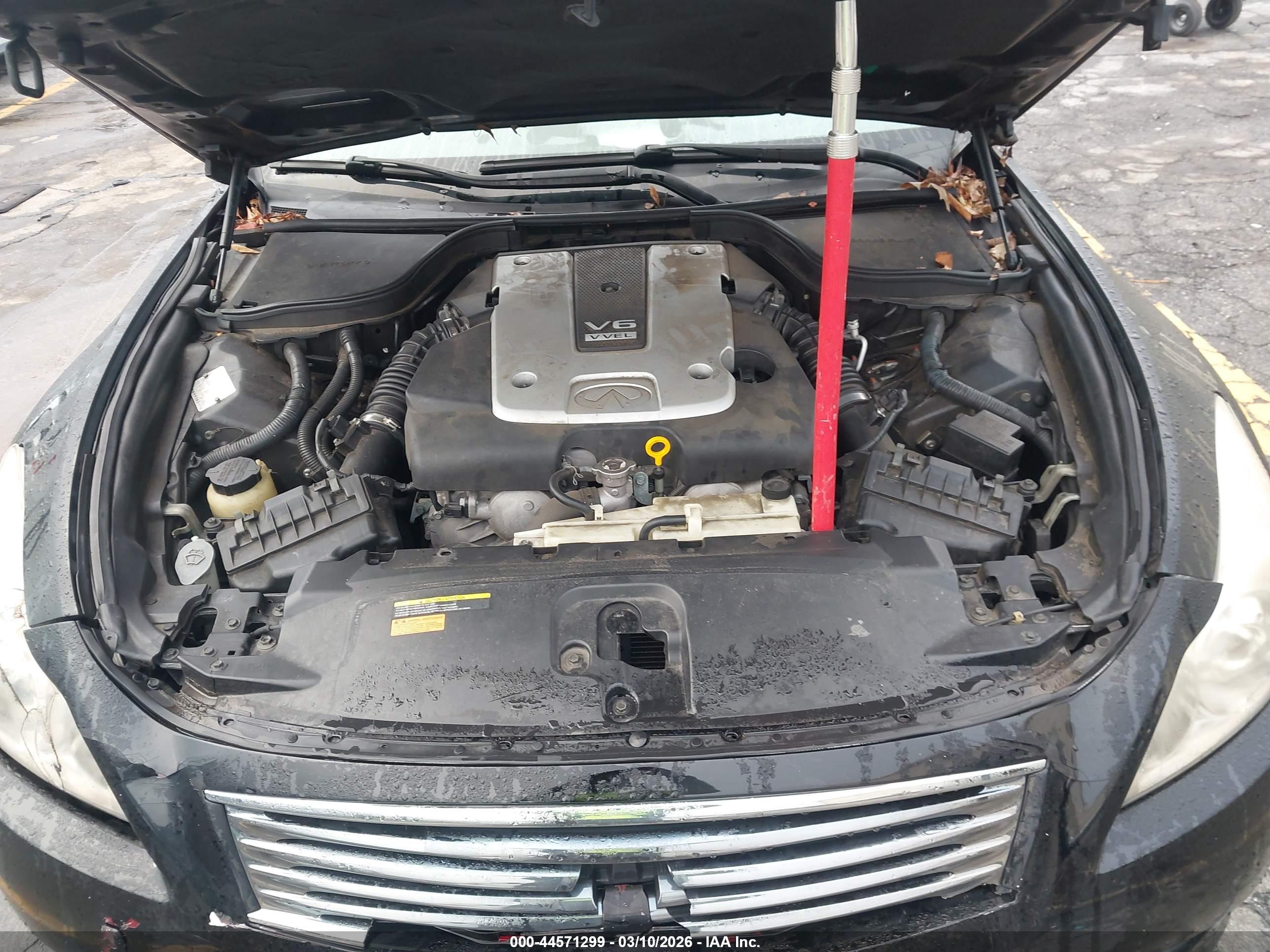 INFINITI G37 image 10