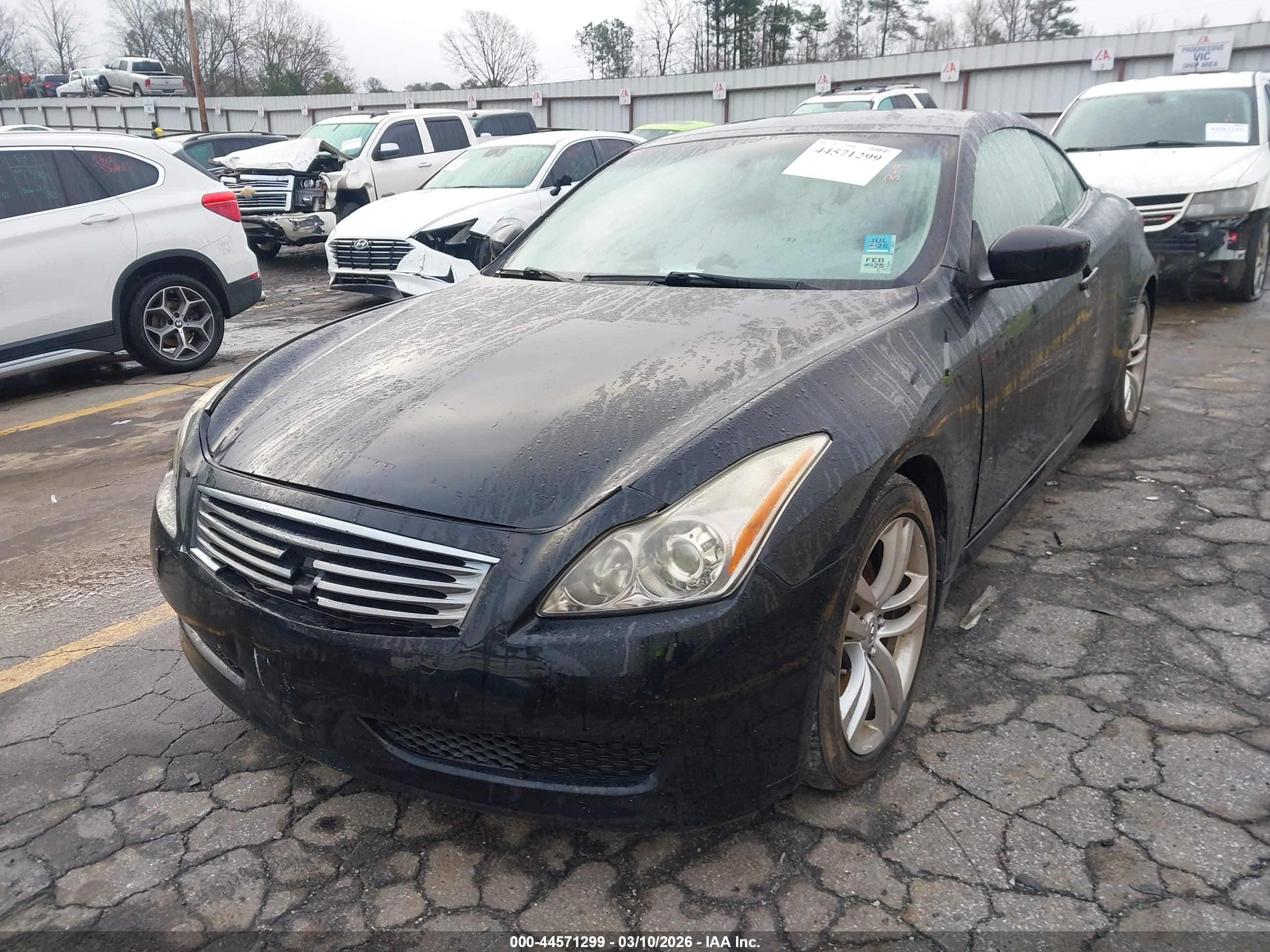INFINITI G37 image 6