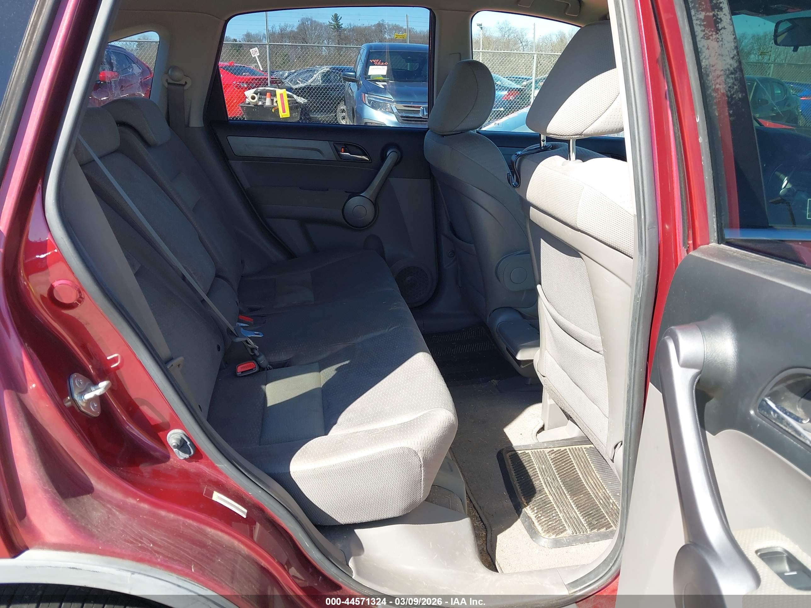 HONDA CR-V image 8