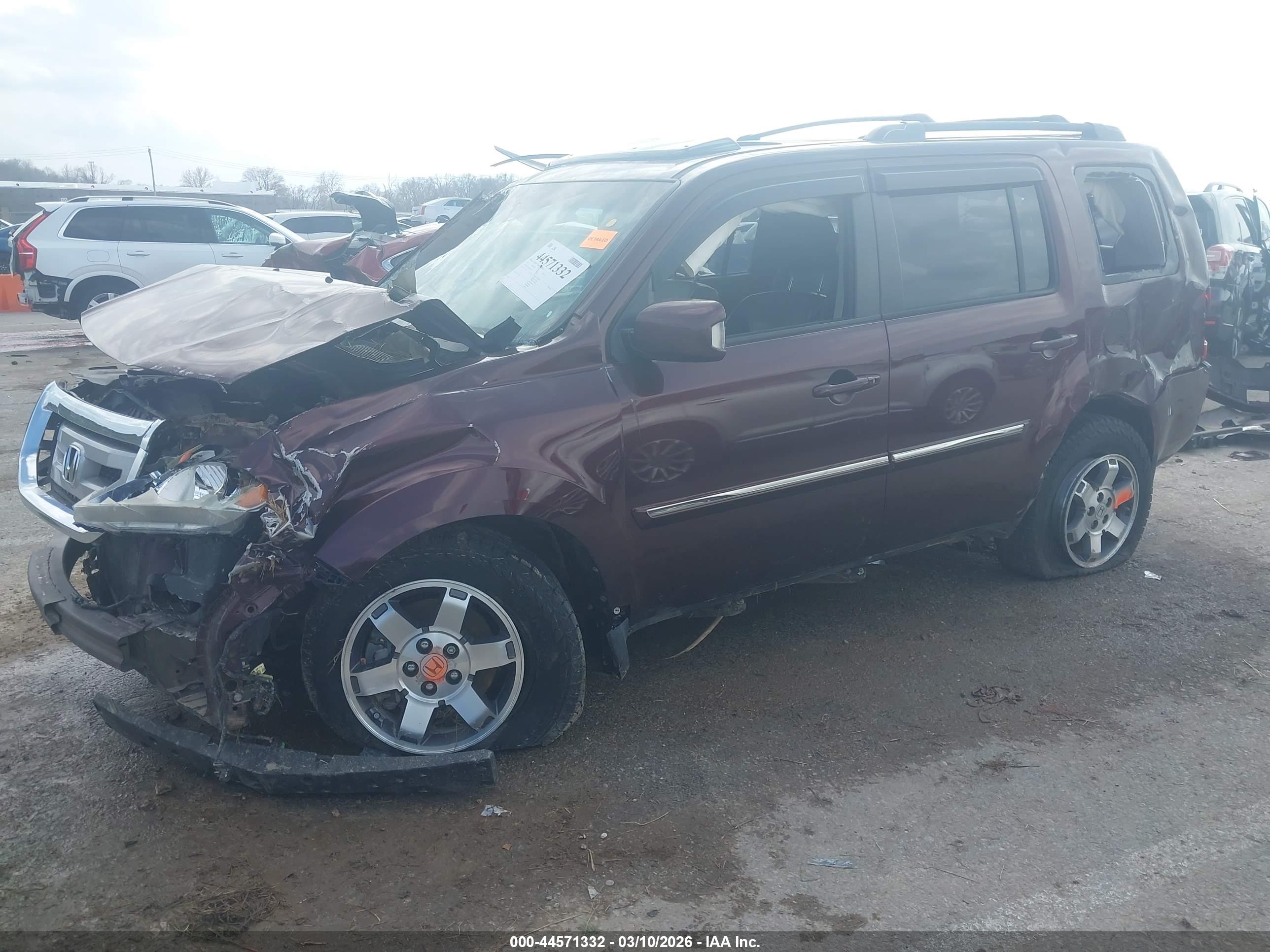 HONDA PILOT image 2