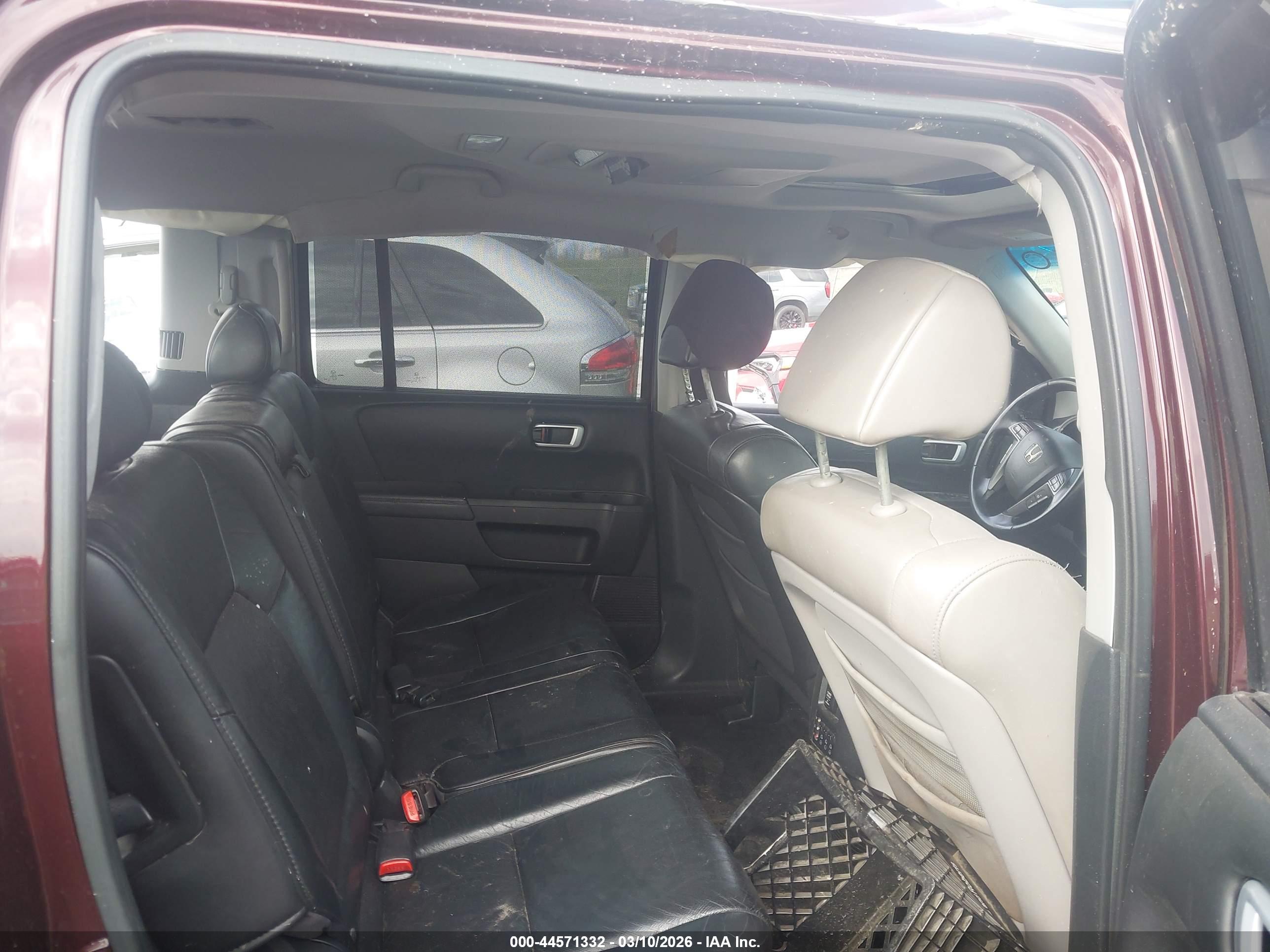 HONDA PILOT image 8