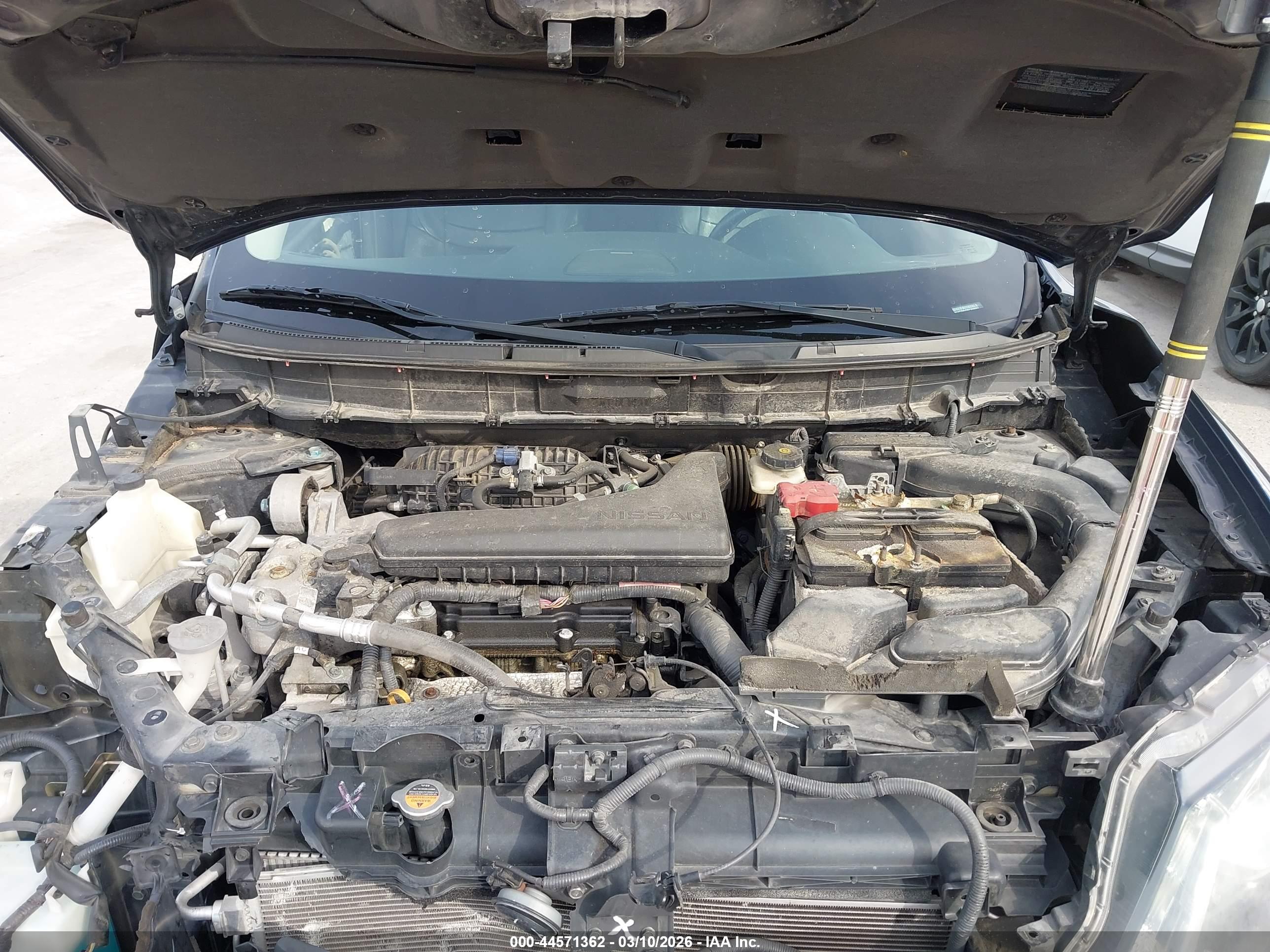 NISSAN ROGUE image 10