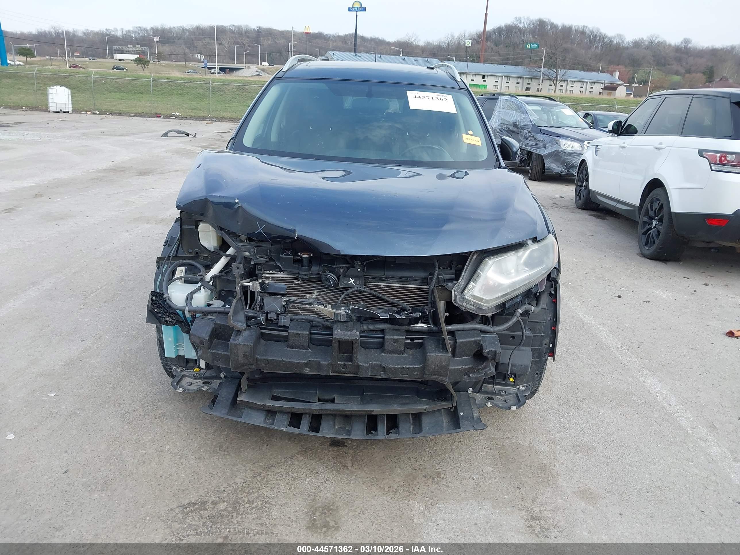 NISSAN ROGUE image 6
