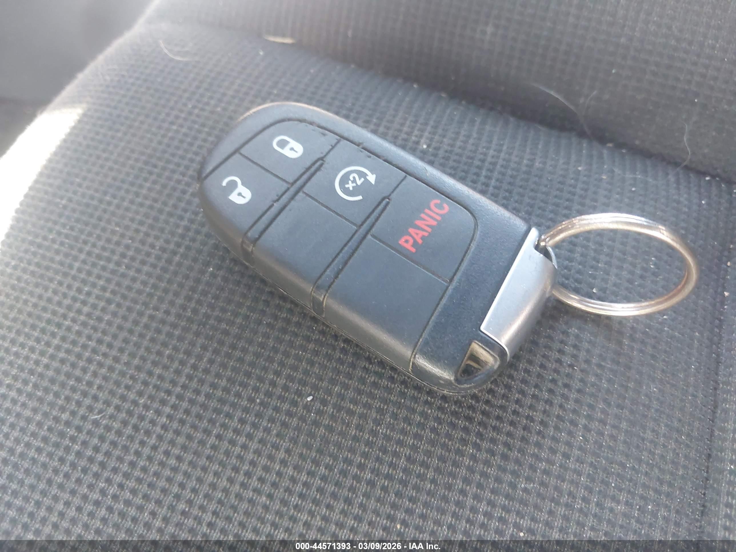 JEEP GRAND image 11