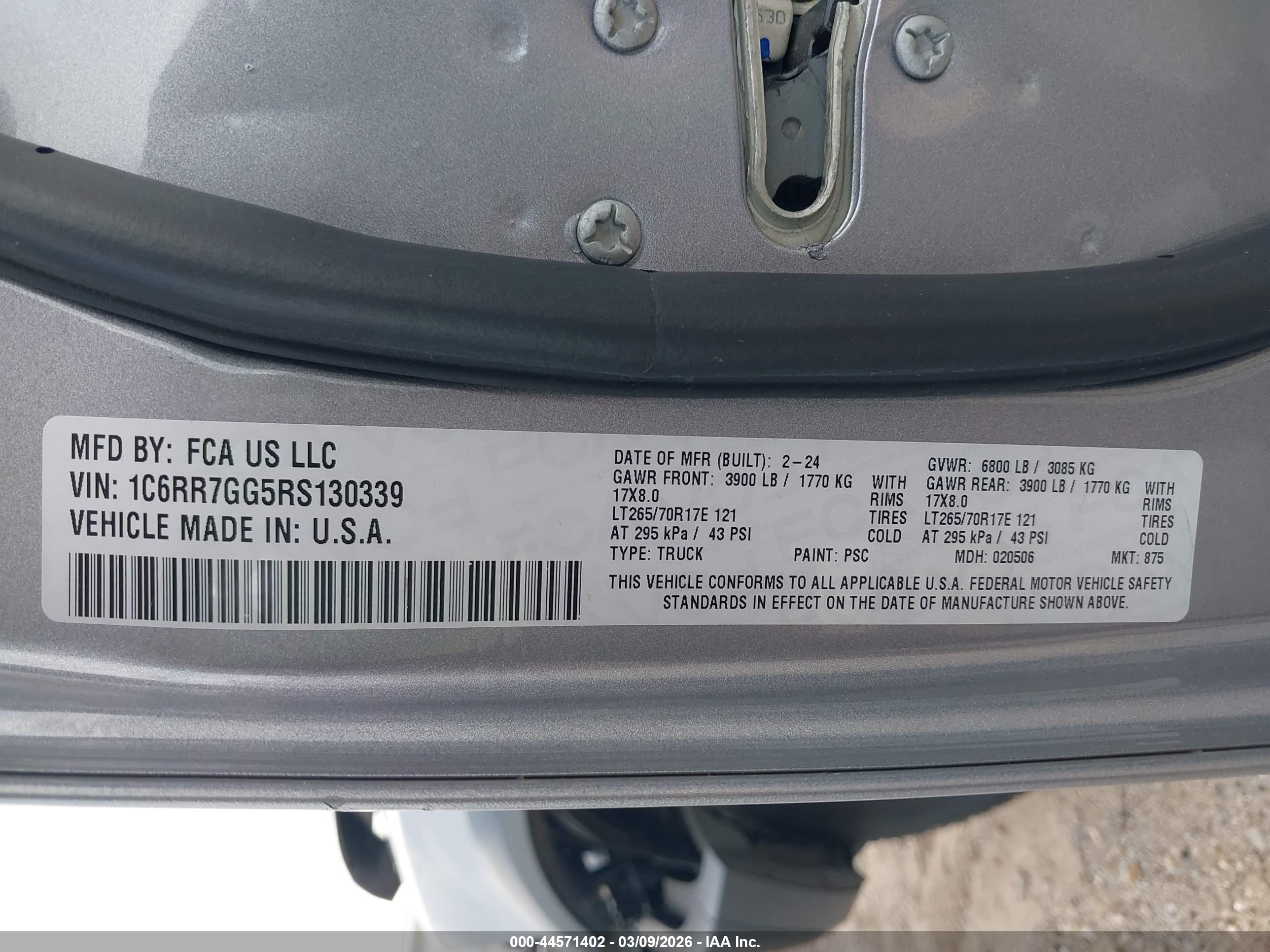 RAM 1500 image 9