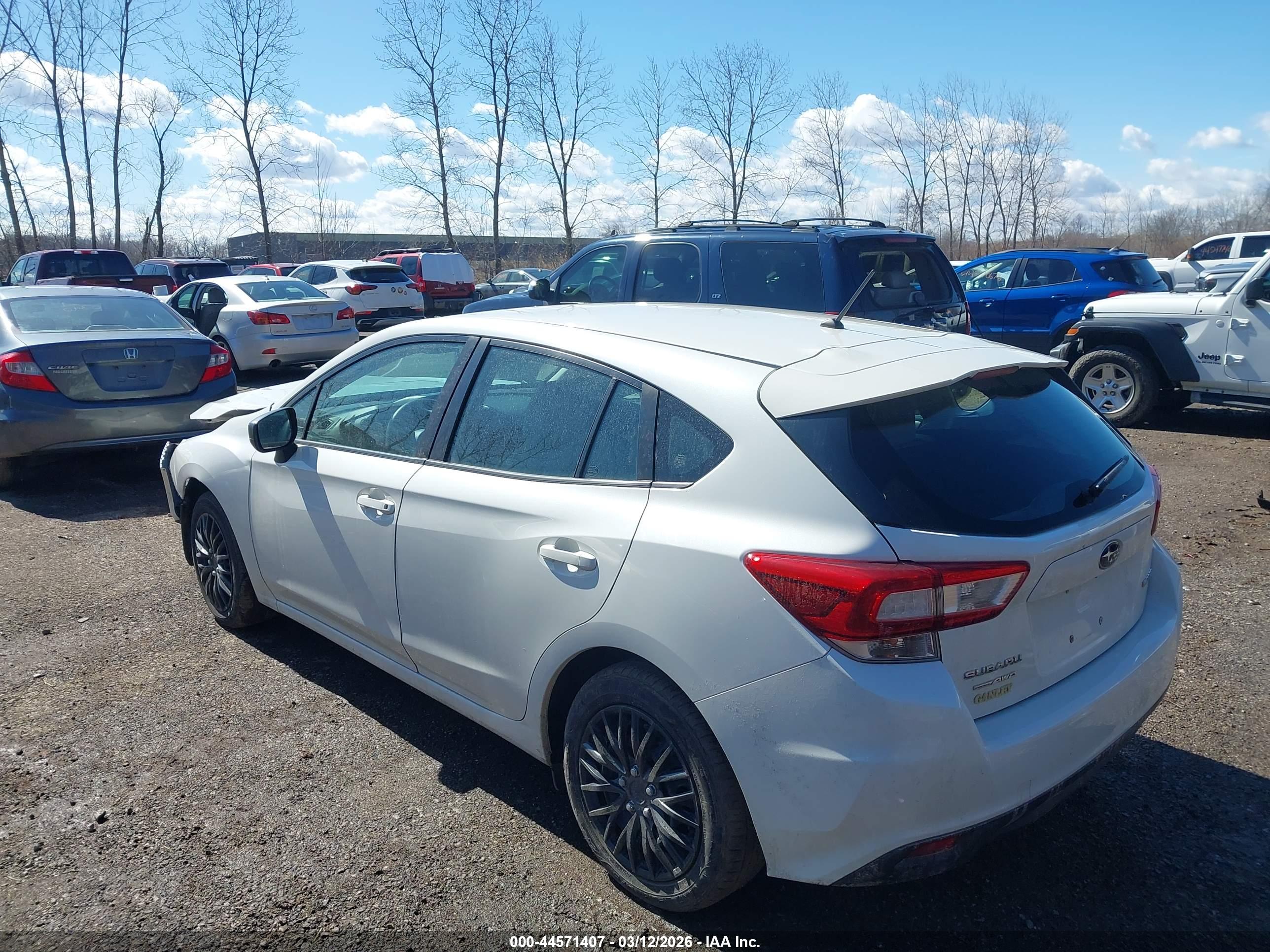 SUBARU IMPREZA image 3