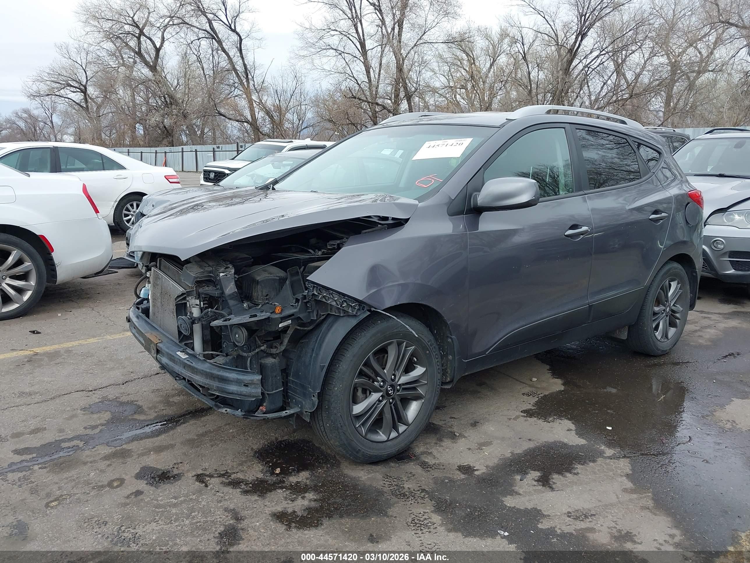 HYUNDAI TUCSON image 2