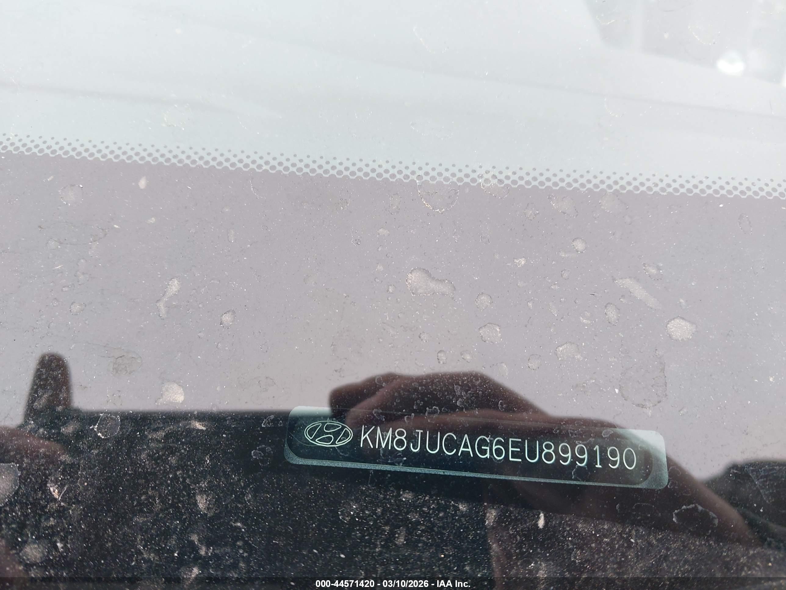 HYUNDAI TUCSON image 9