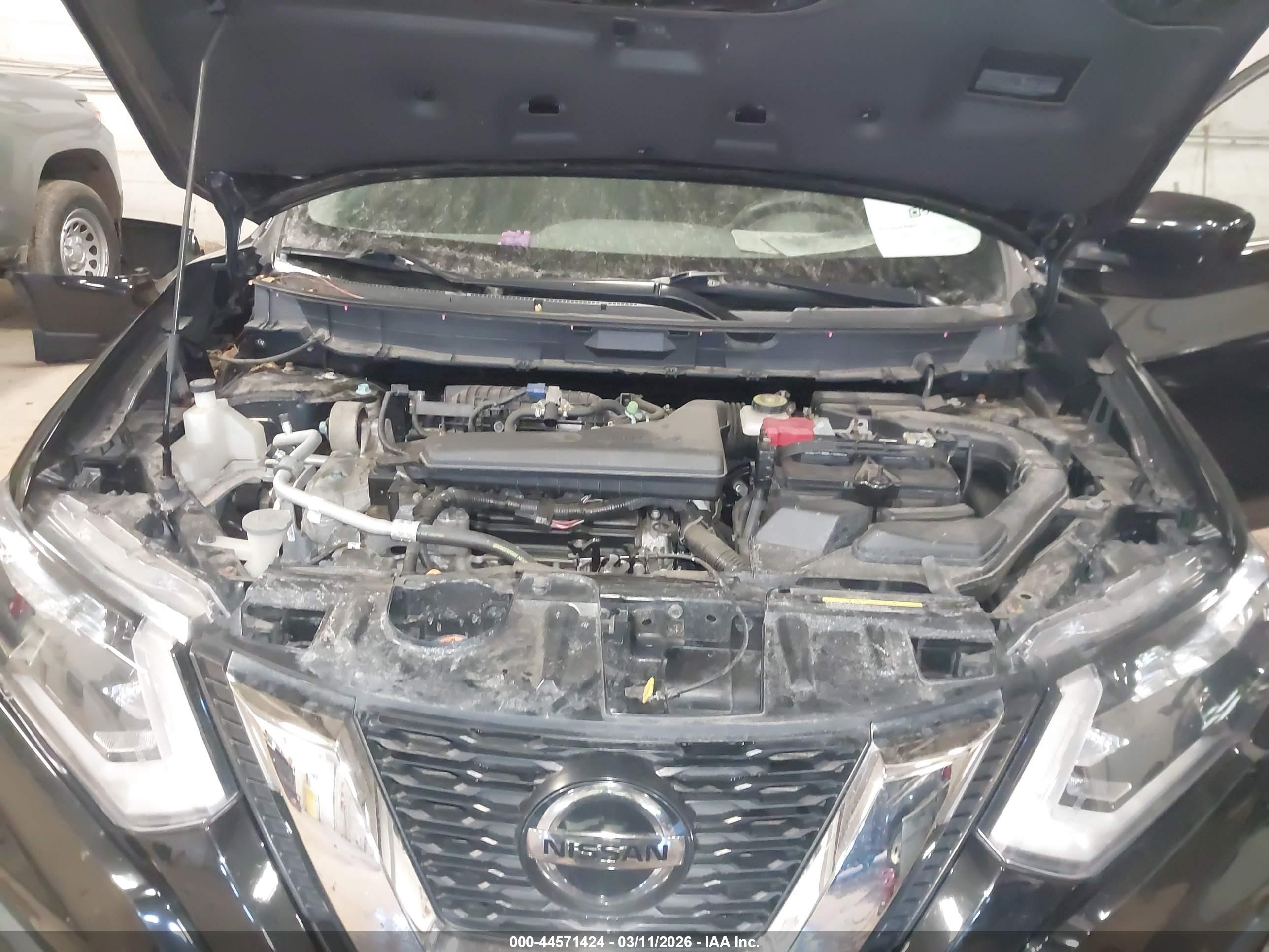 NISSAN ROGUE image 10