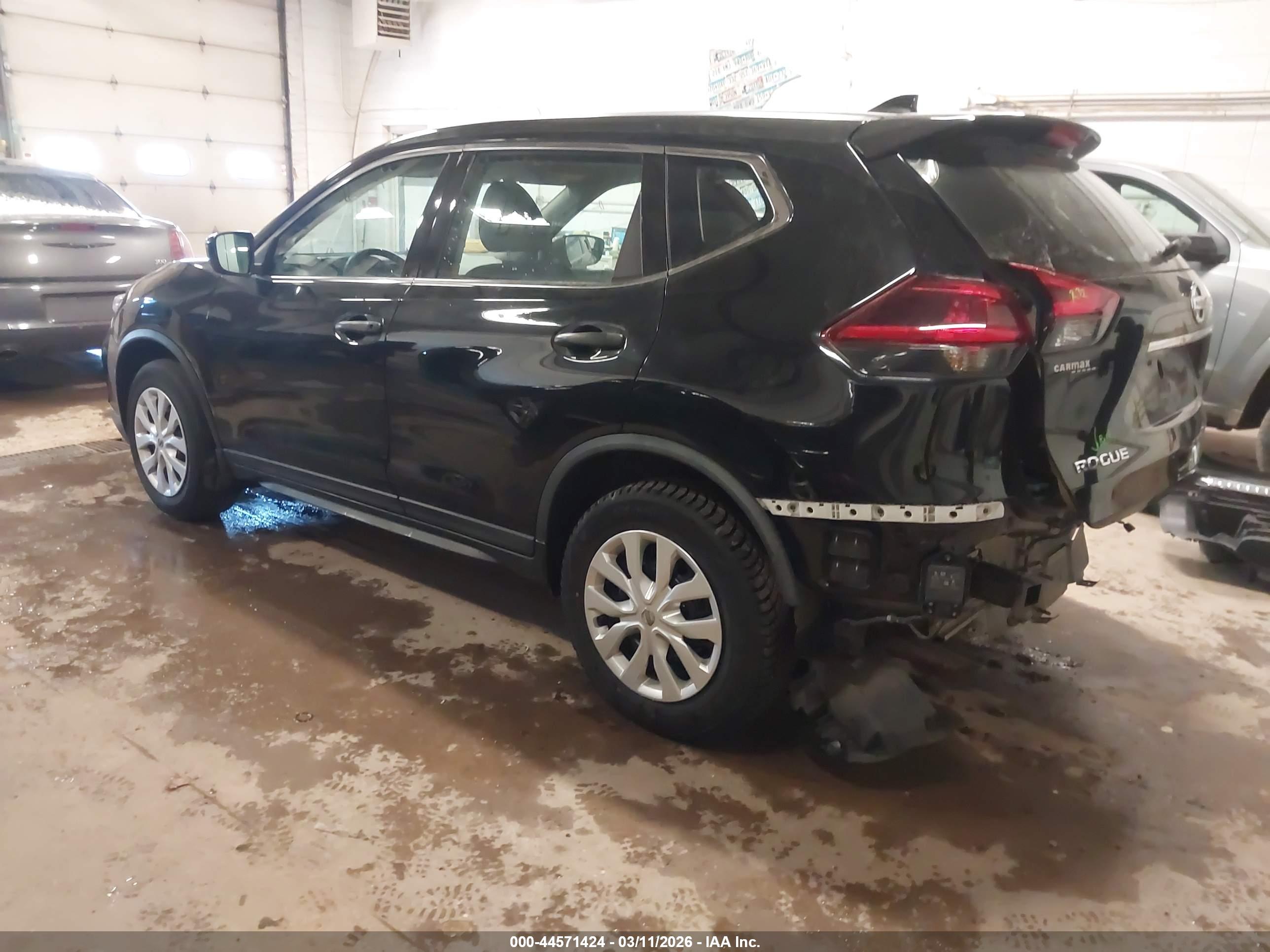 NISSAN ROGUE image 3