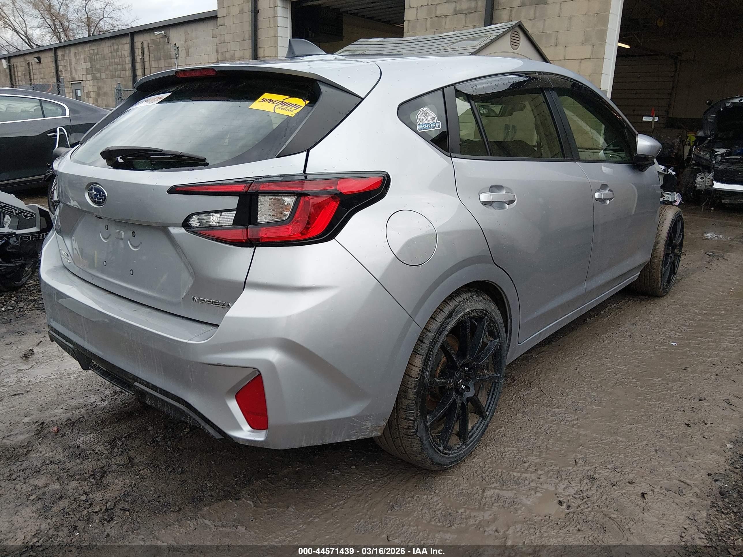 SUBARU IMPREZA image 4
