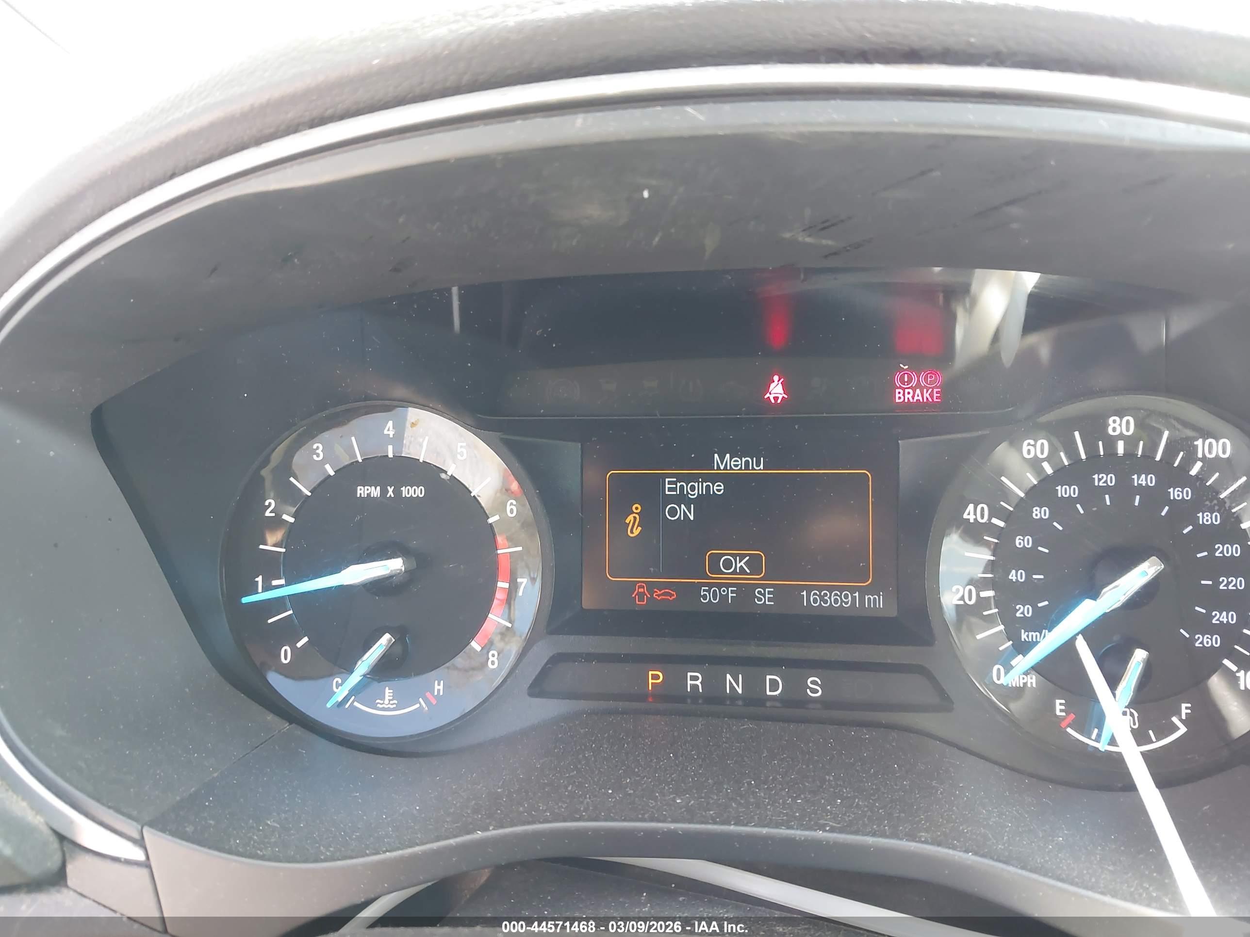 FORD FUSION image 7