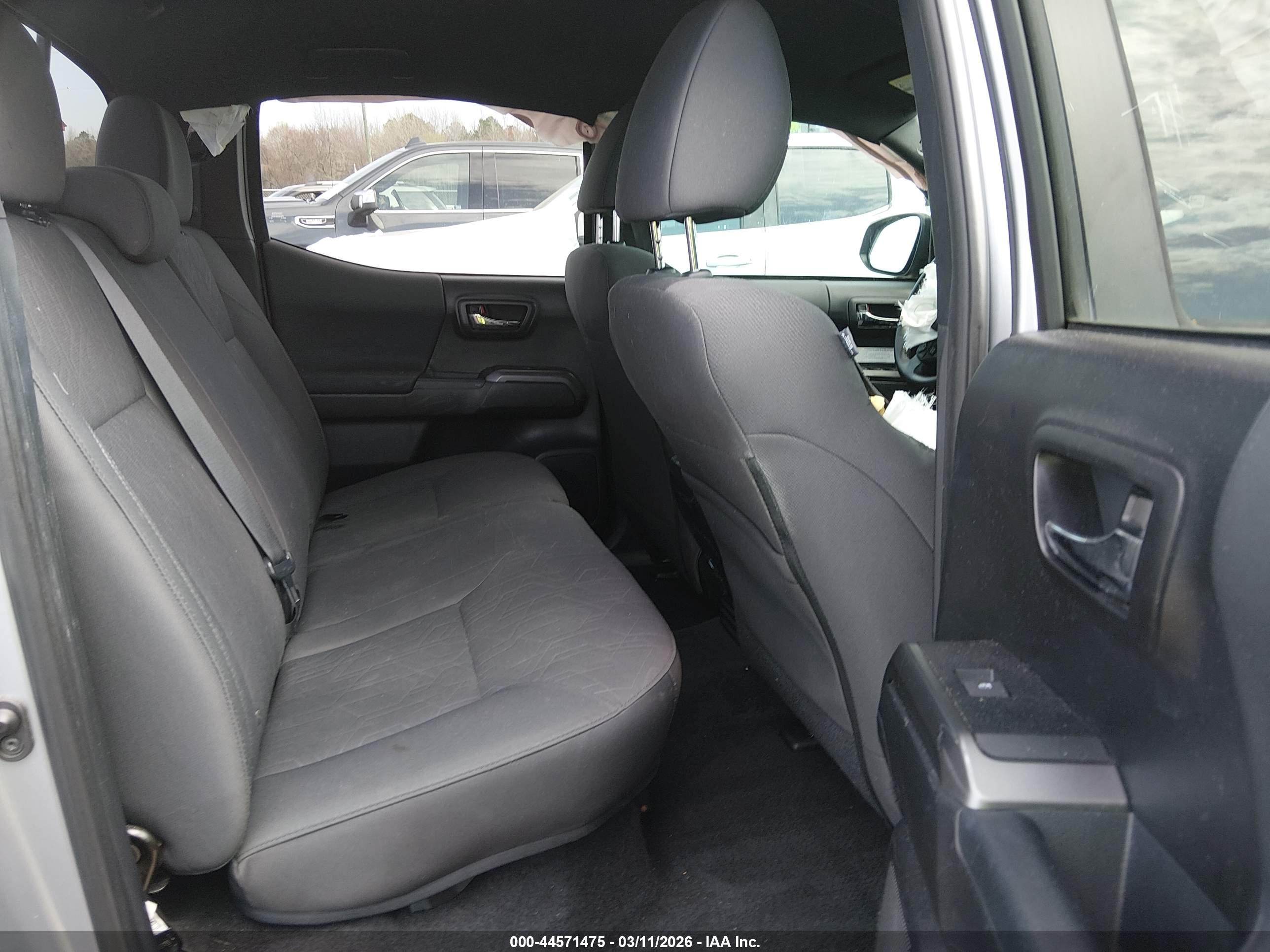 TOYOTA TACOMA image 8