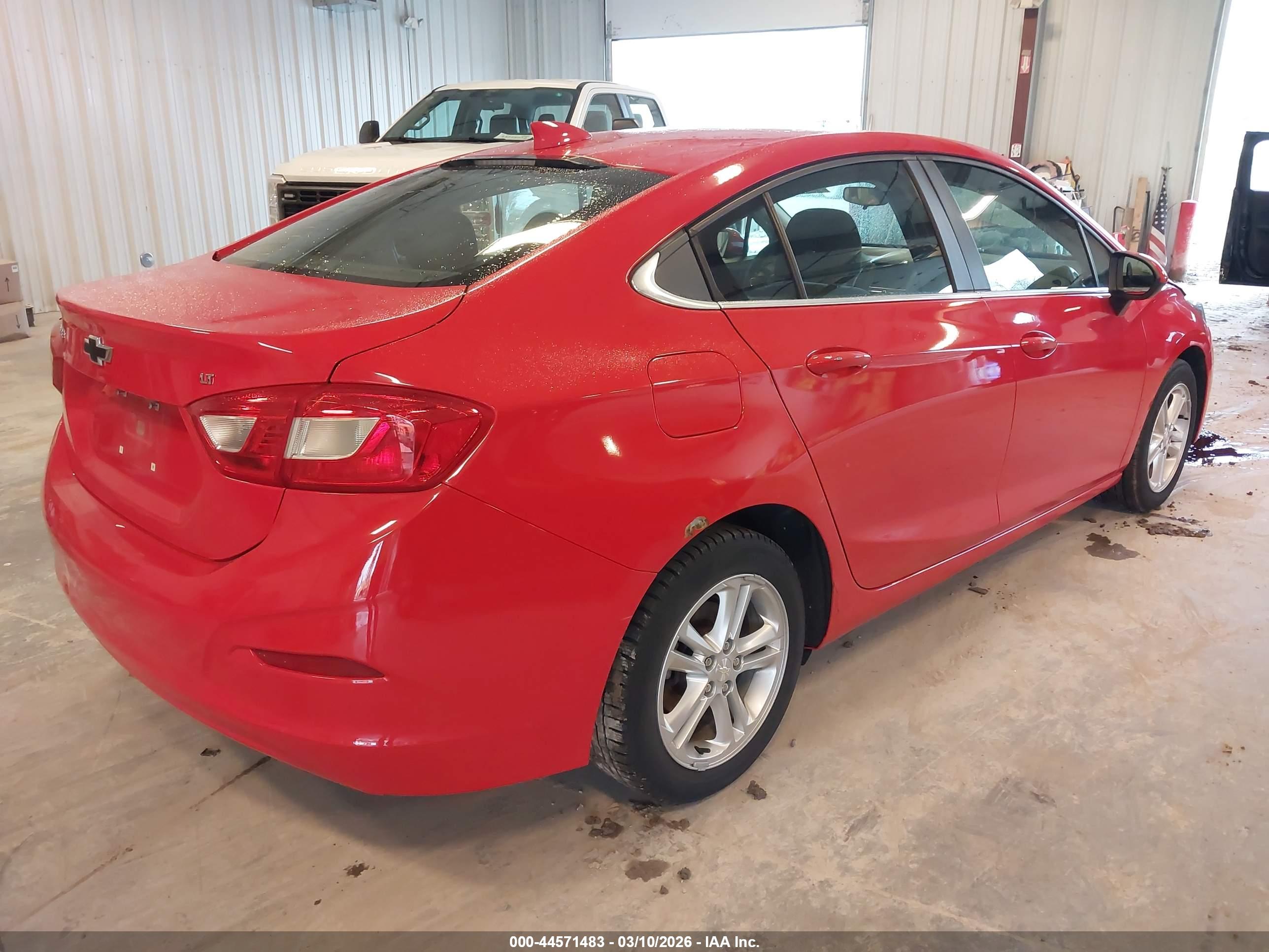 CHEVROLET CRUZE image 4
