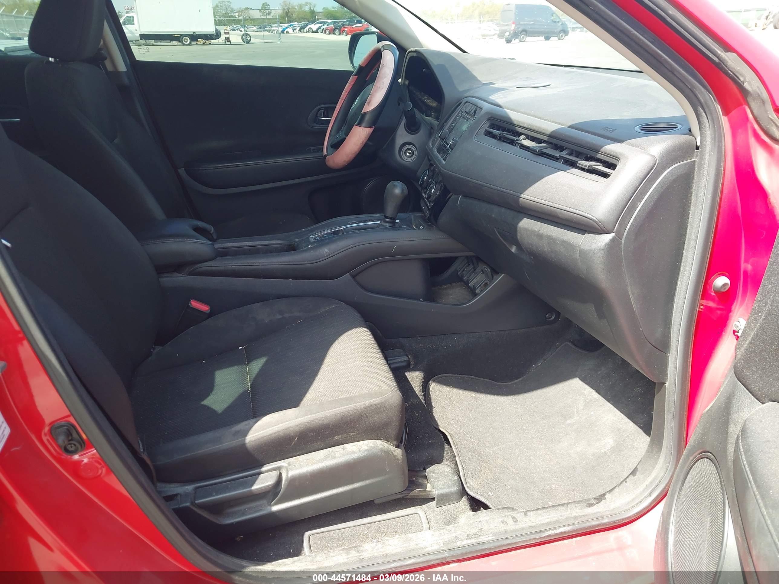 HONDA HR-V image 5