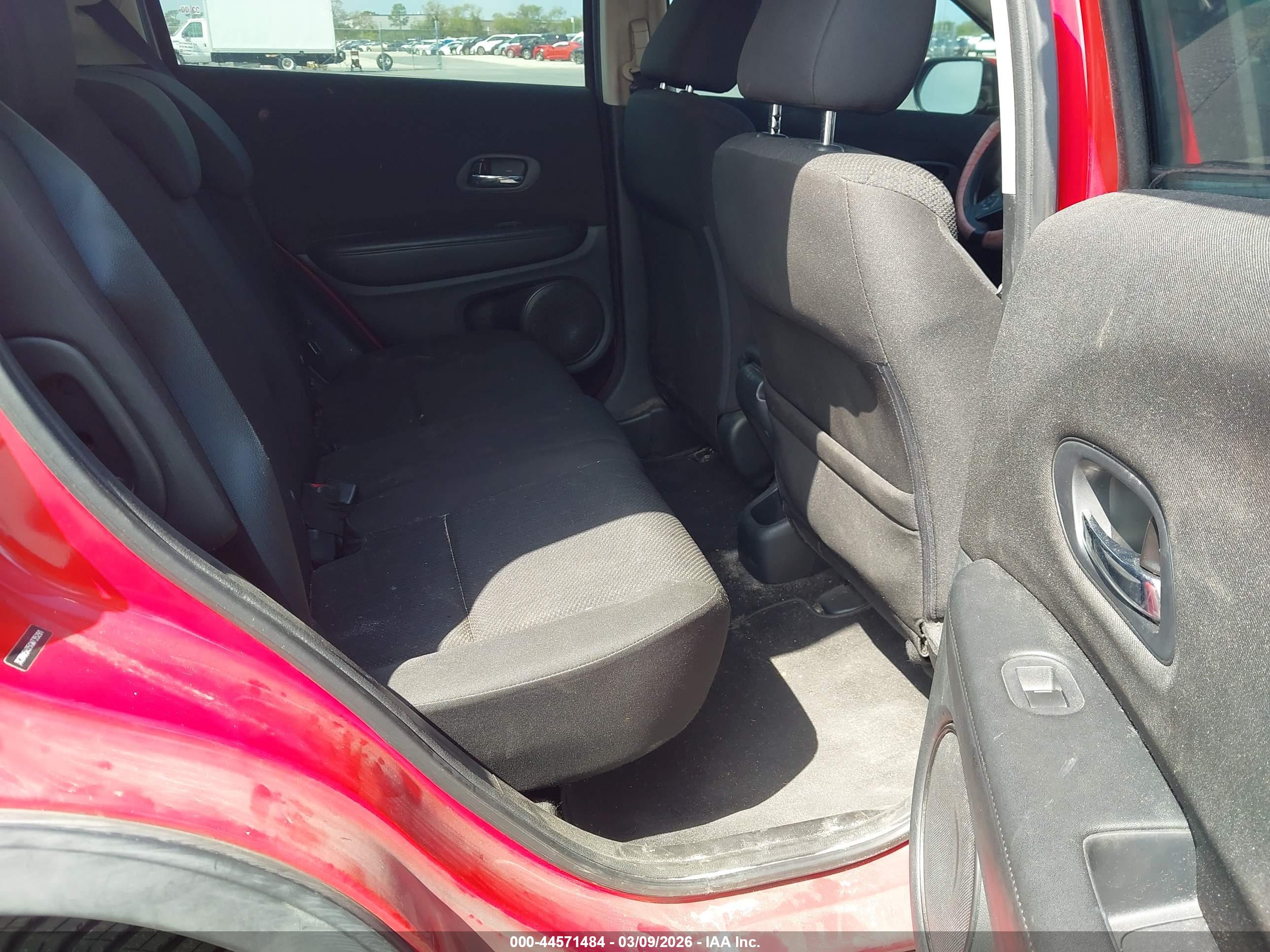 HONDA HR-V image 8