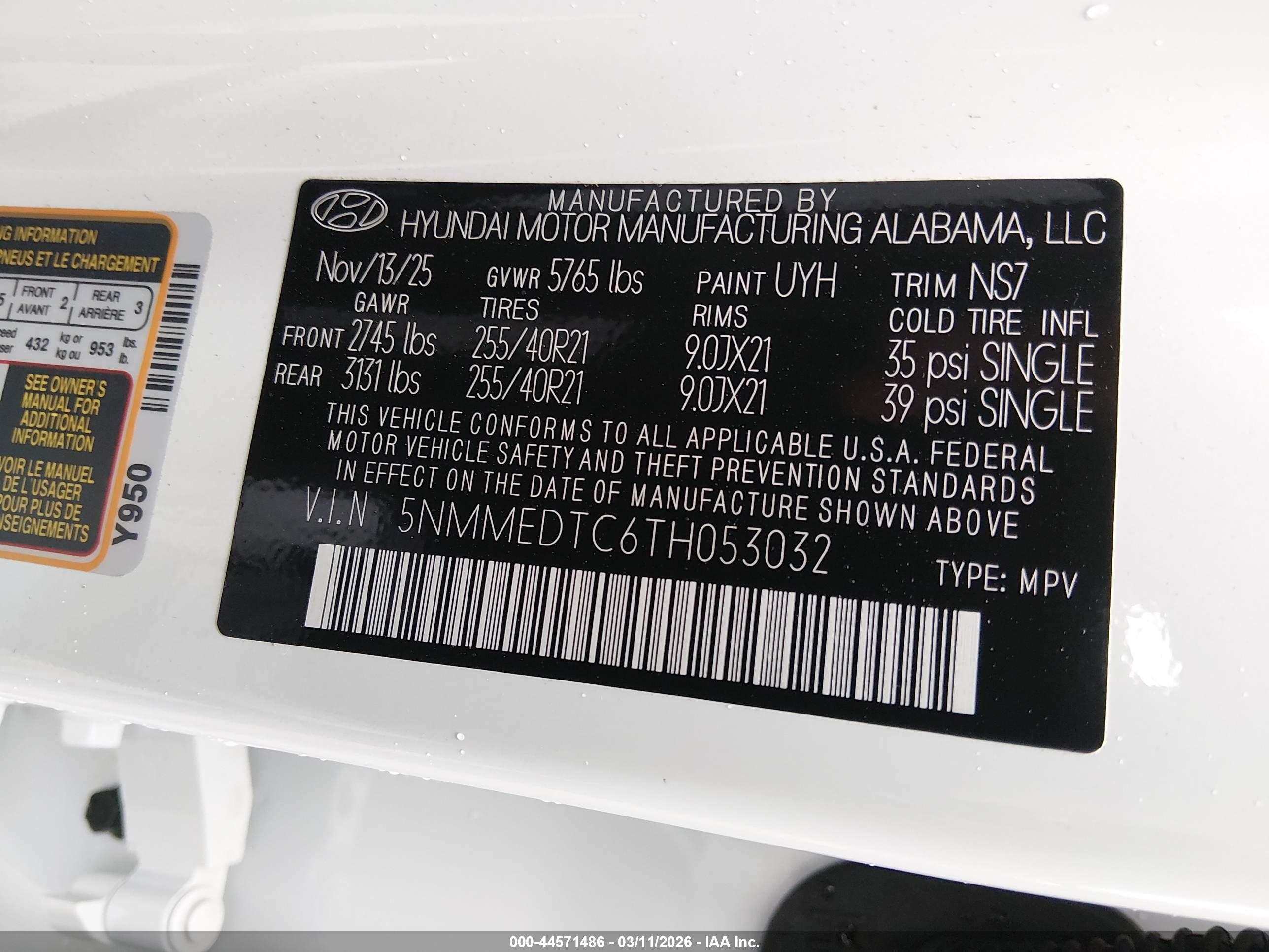 GENESIS GV70 image 9