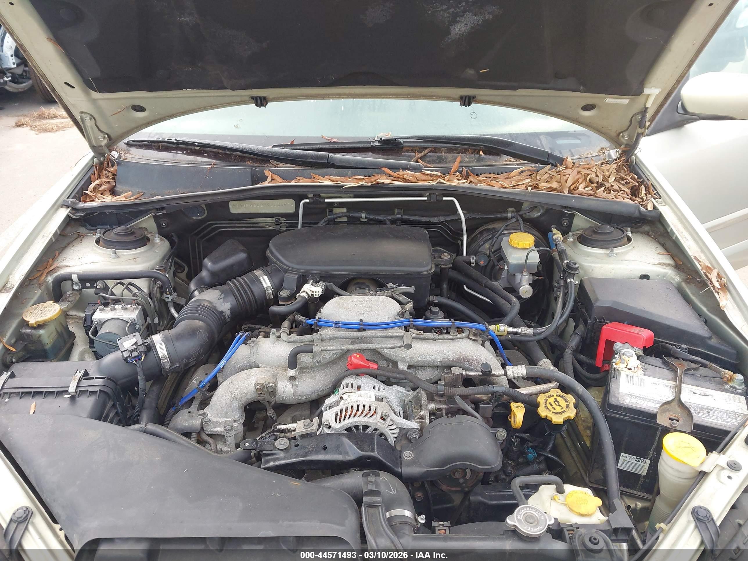SUBARU OUTBACK image 10