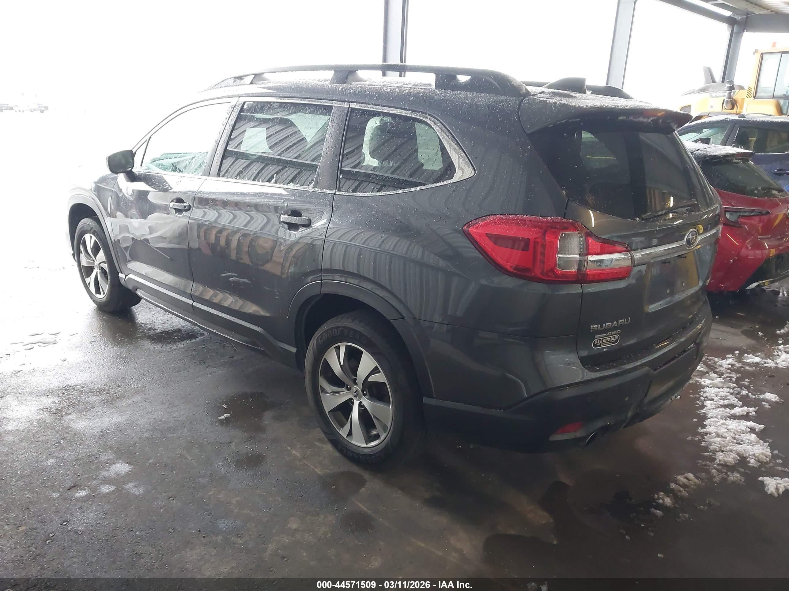 SUBARU ASCENT image 3