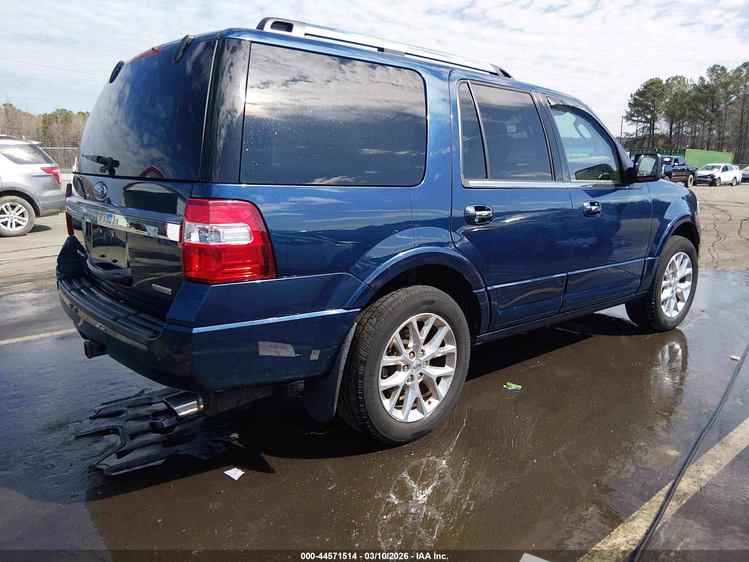 FORD EXPEDITION image 4