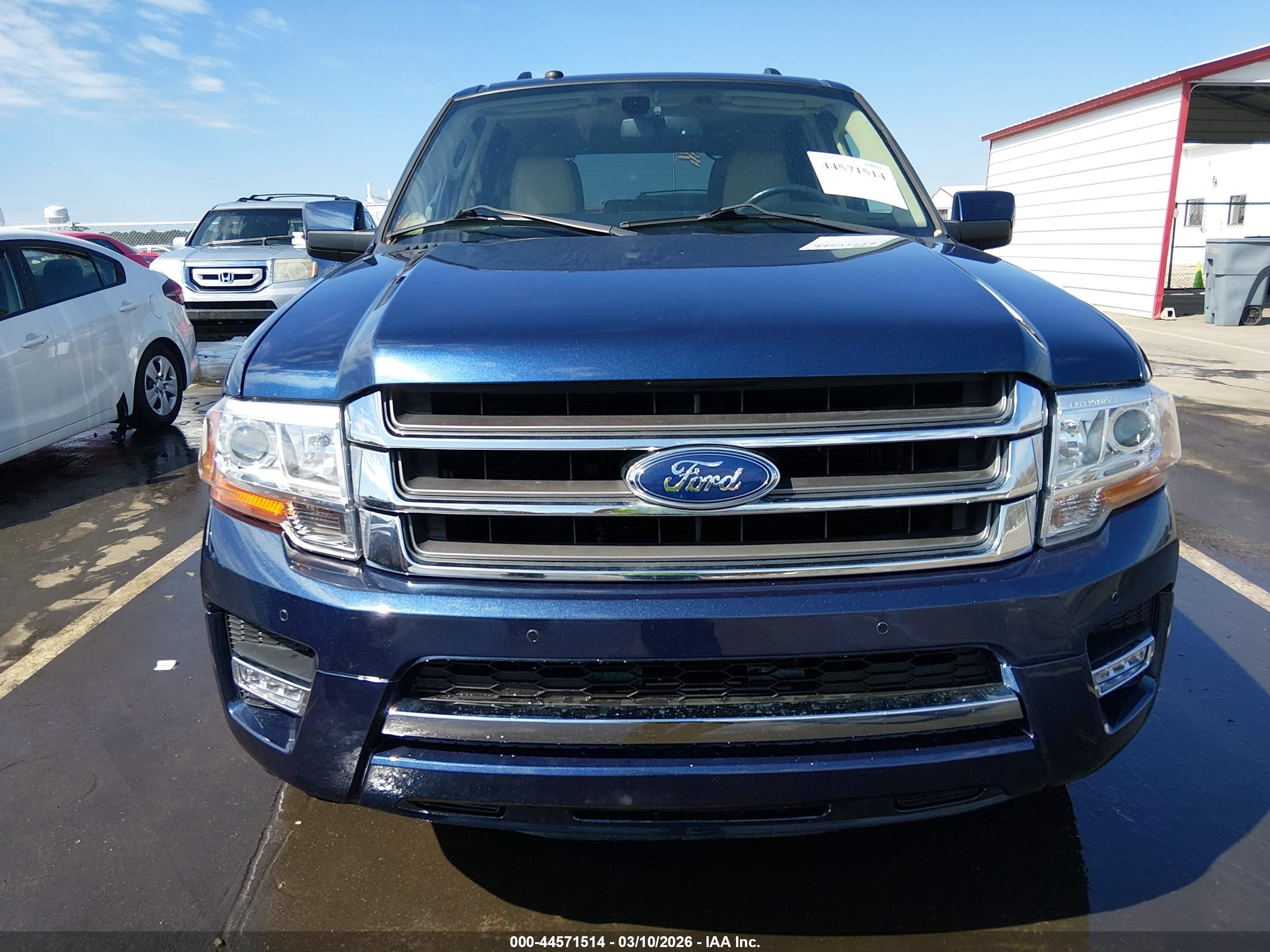 FORD EXPEDITION image 6