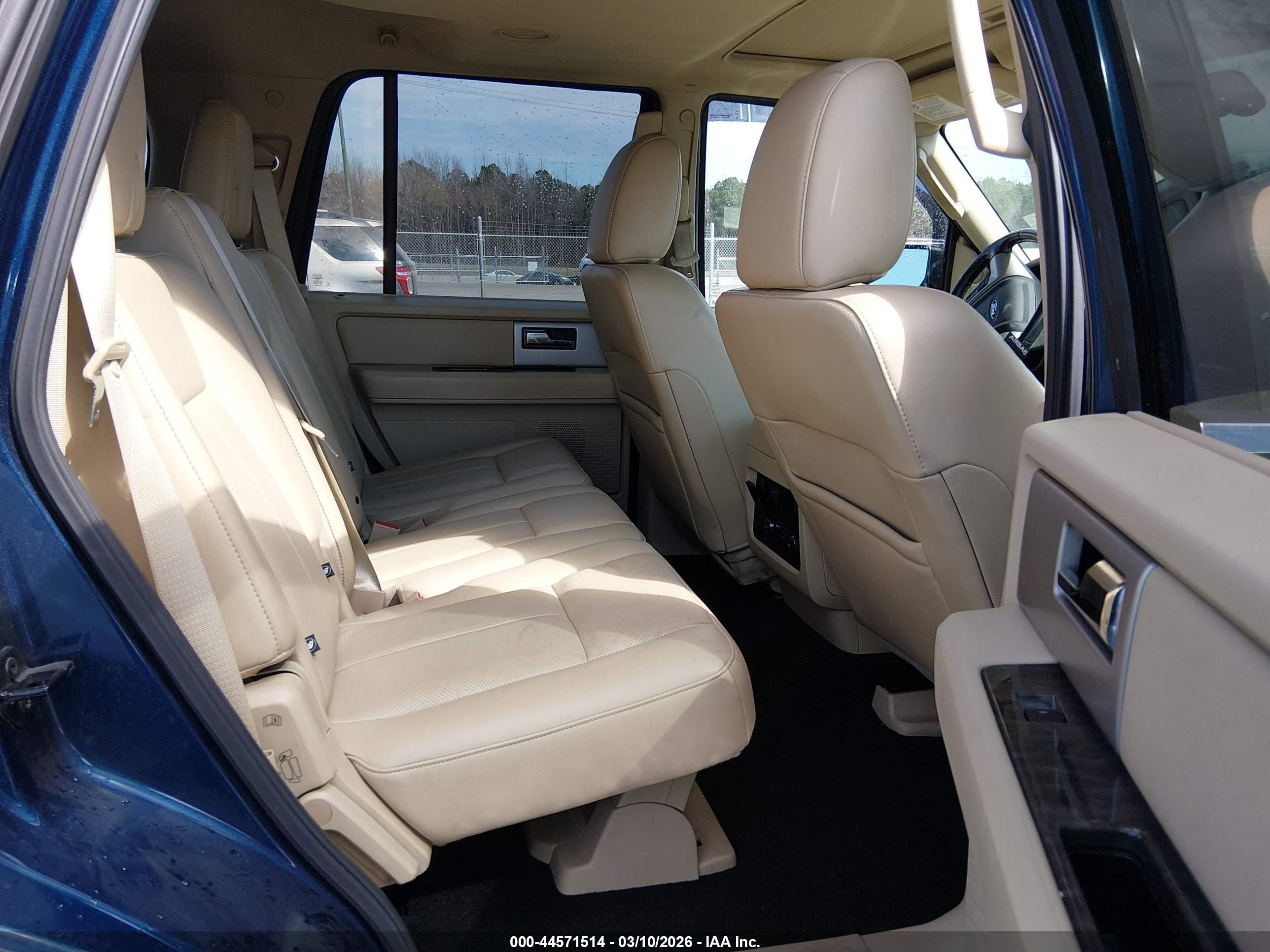 FORD EXPEDITION image 8