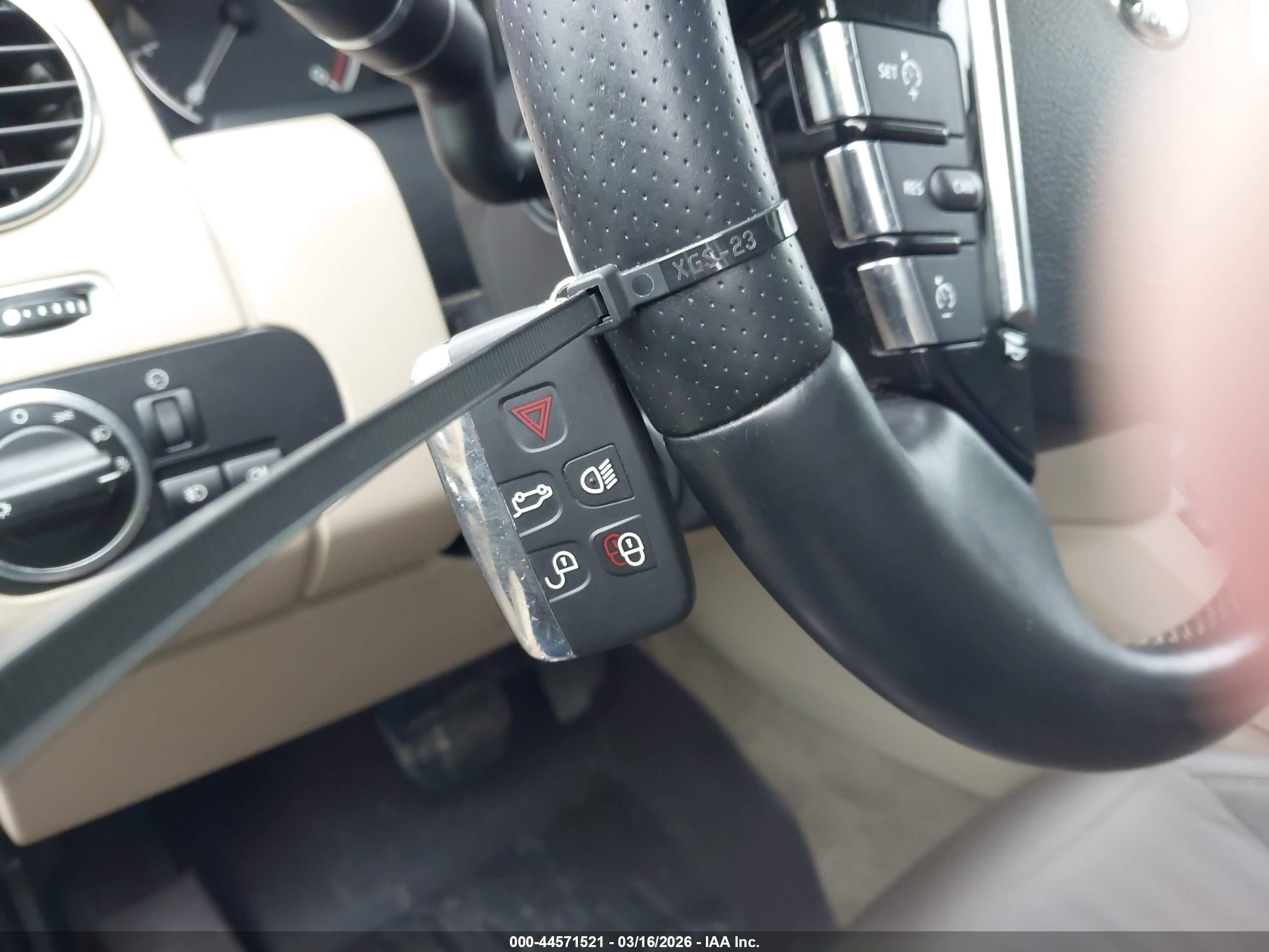 LAND ROVER image 11
