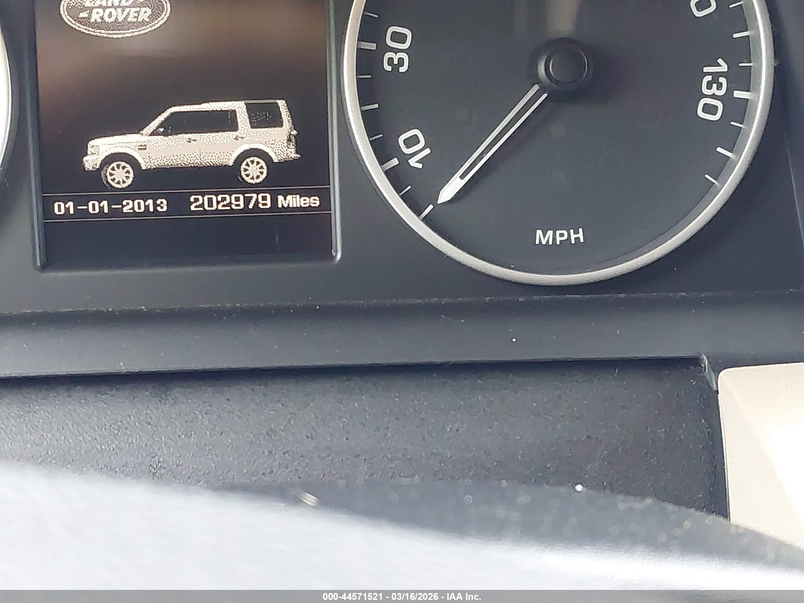 LAND ROVER image 7