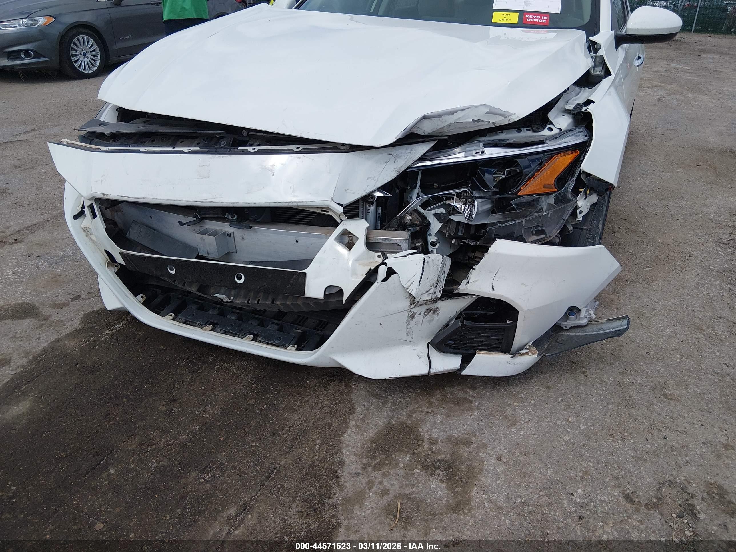NISSAN ALTIMA image 6