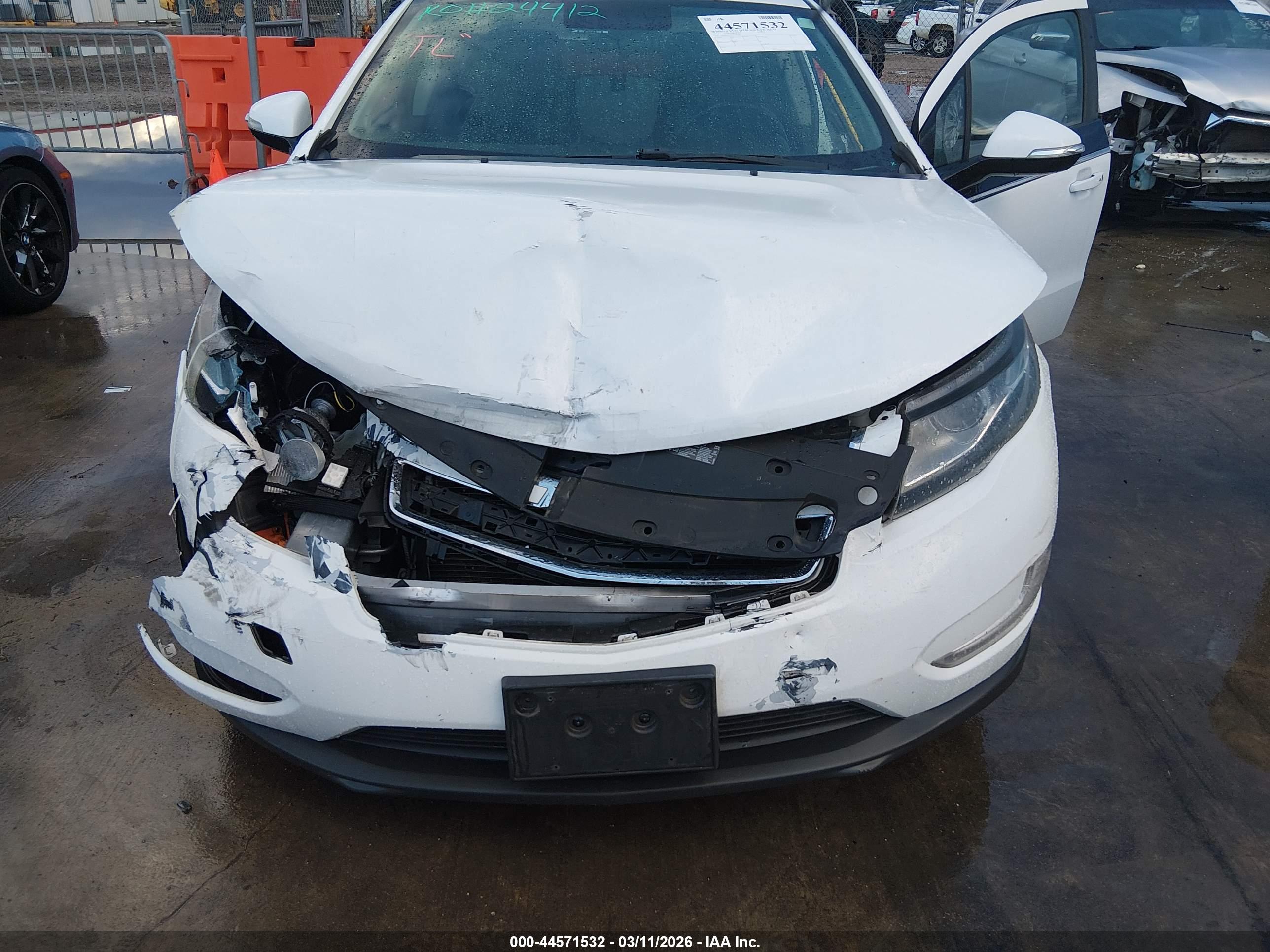CHEVROLET VOLT image 6