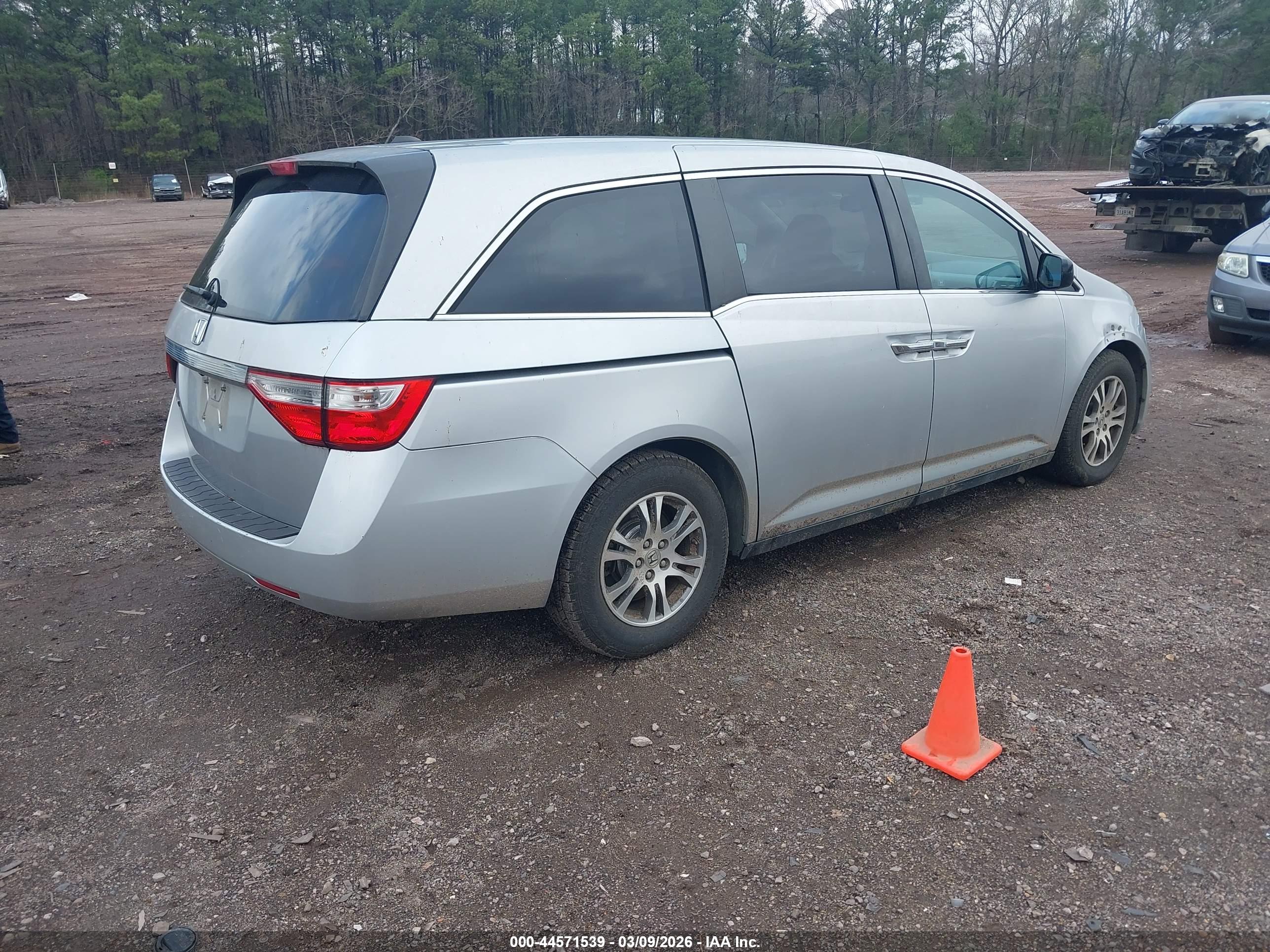 HONDA ODYSSEY image 4