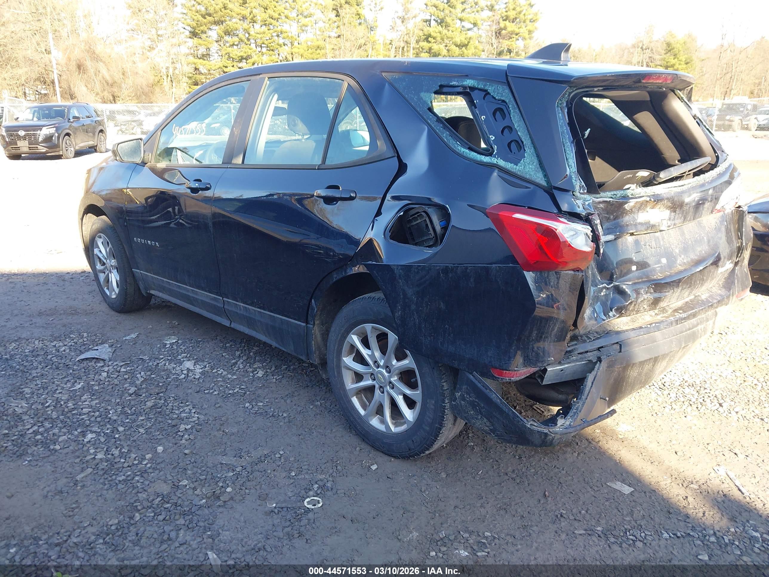 CHEVROLET EQUINOX image 3