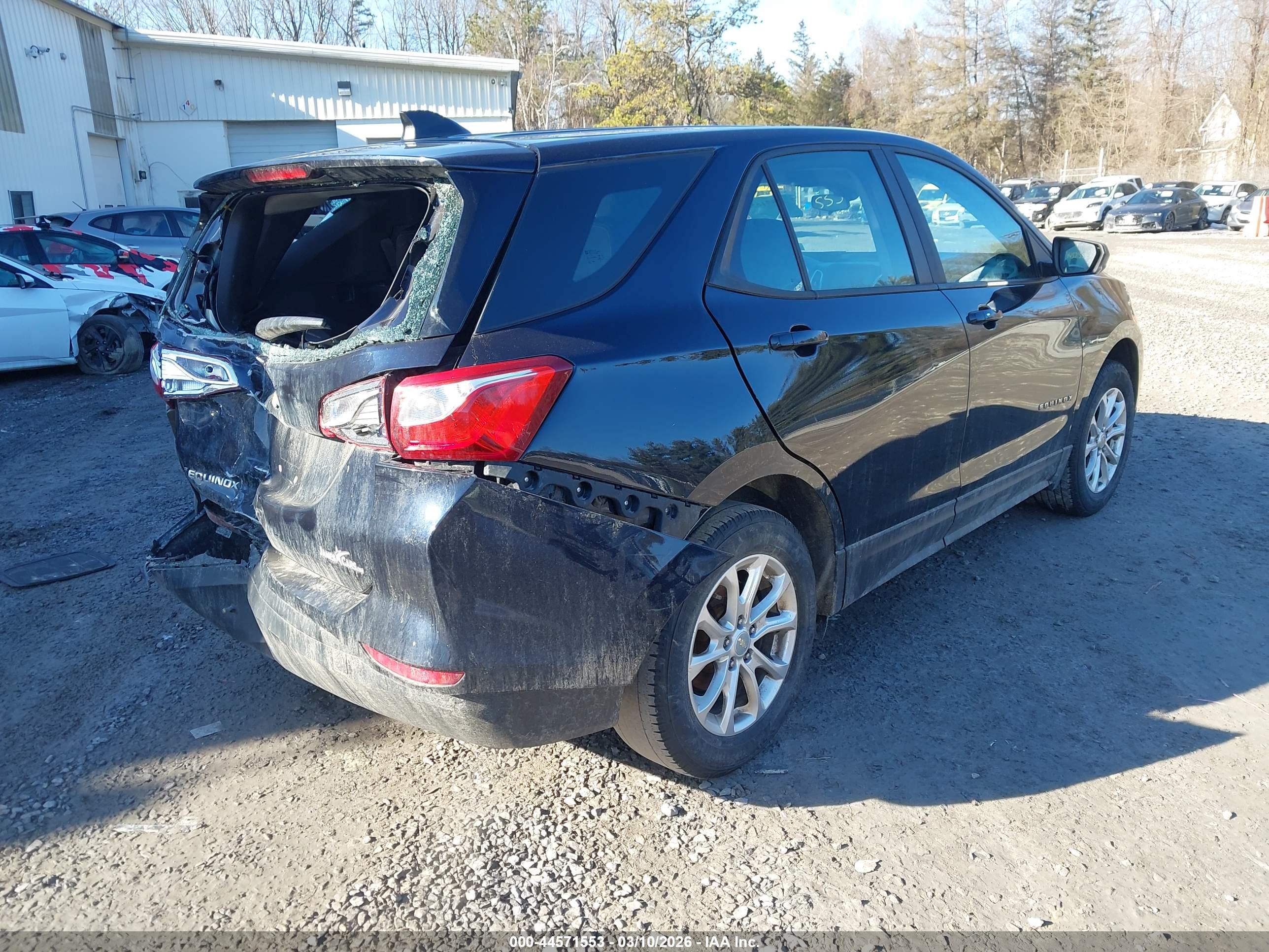 CHEVROLET EQUINOX image 4