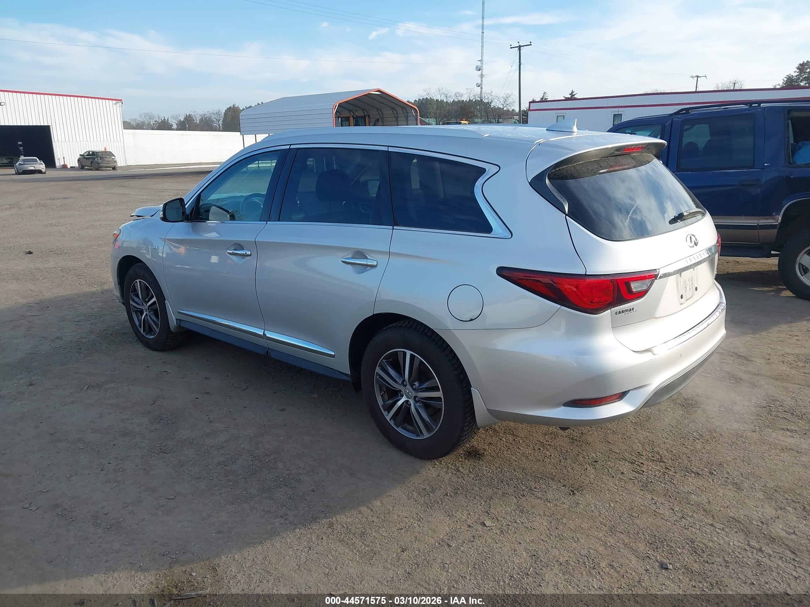 INFINITI QX60 image 3