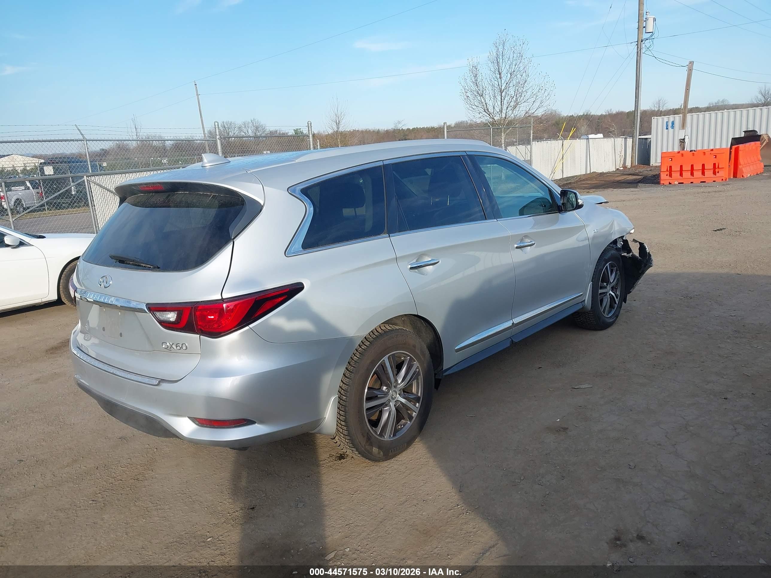 INFINITI QX60 image 4