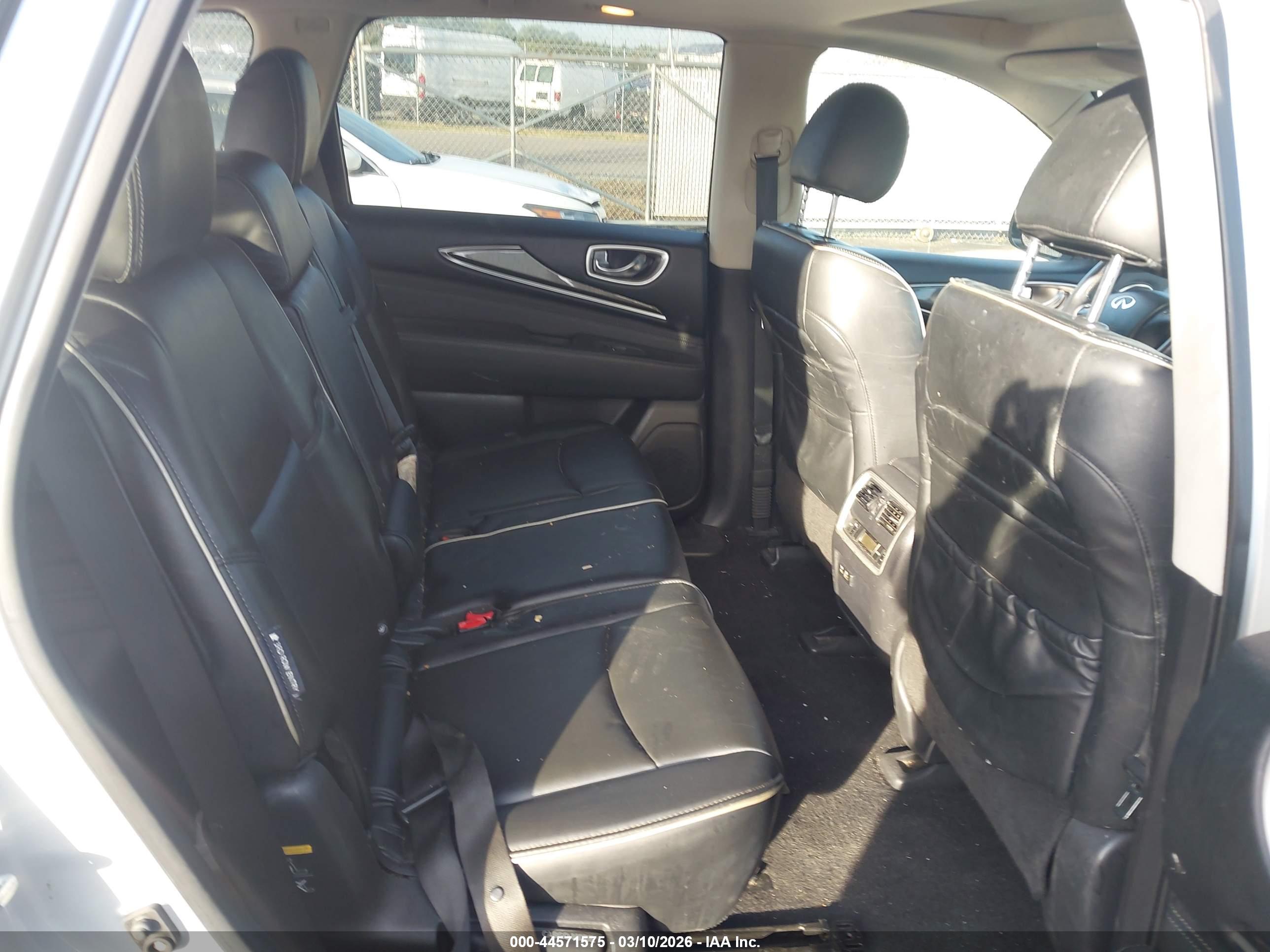INFINITI QX60 image 8