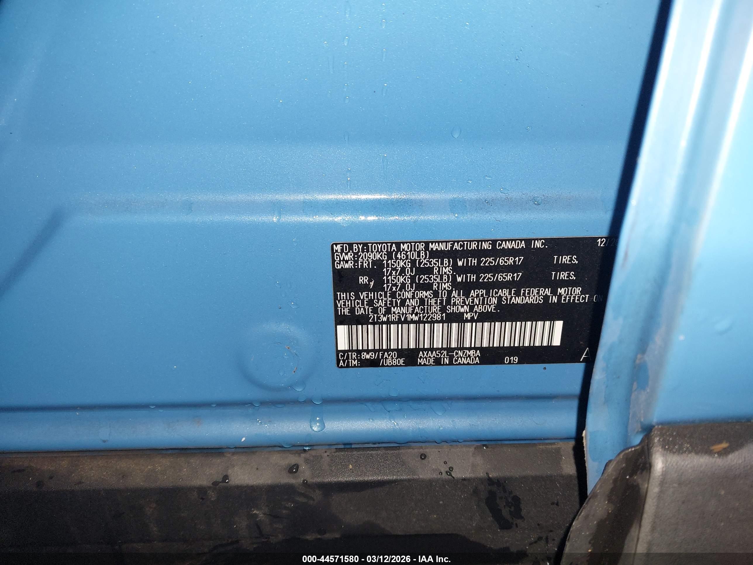 TOYOTA RAV4 image 9