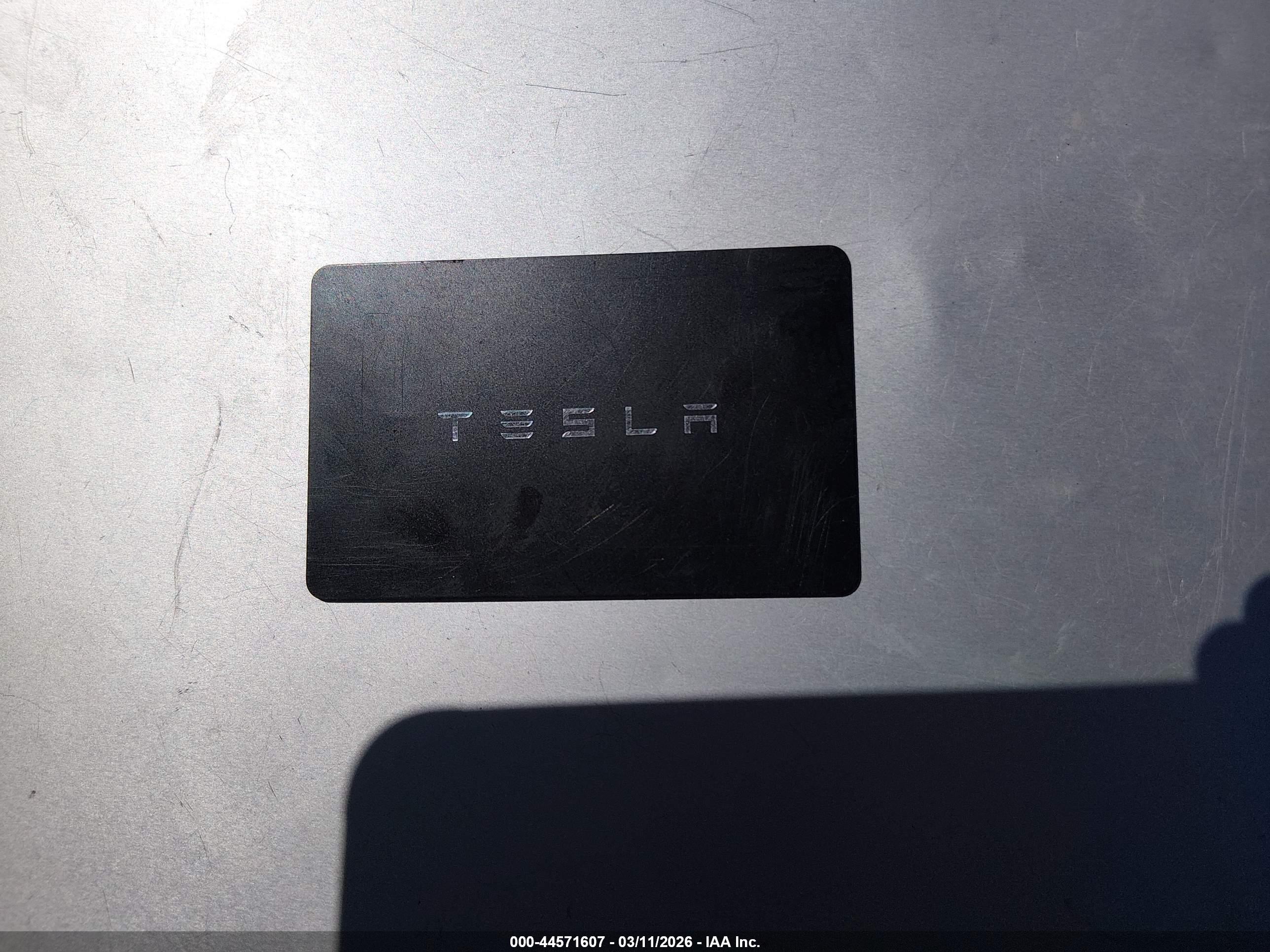 TESLA MODEL image 11