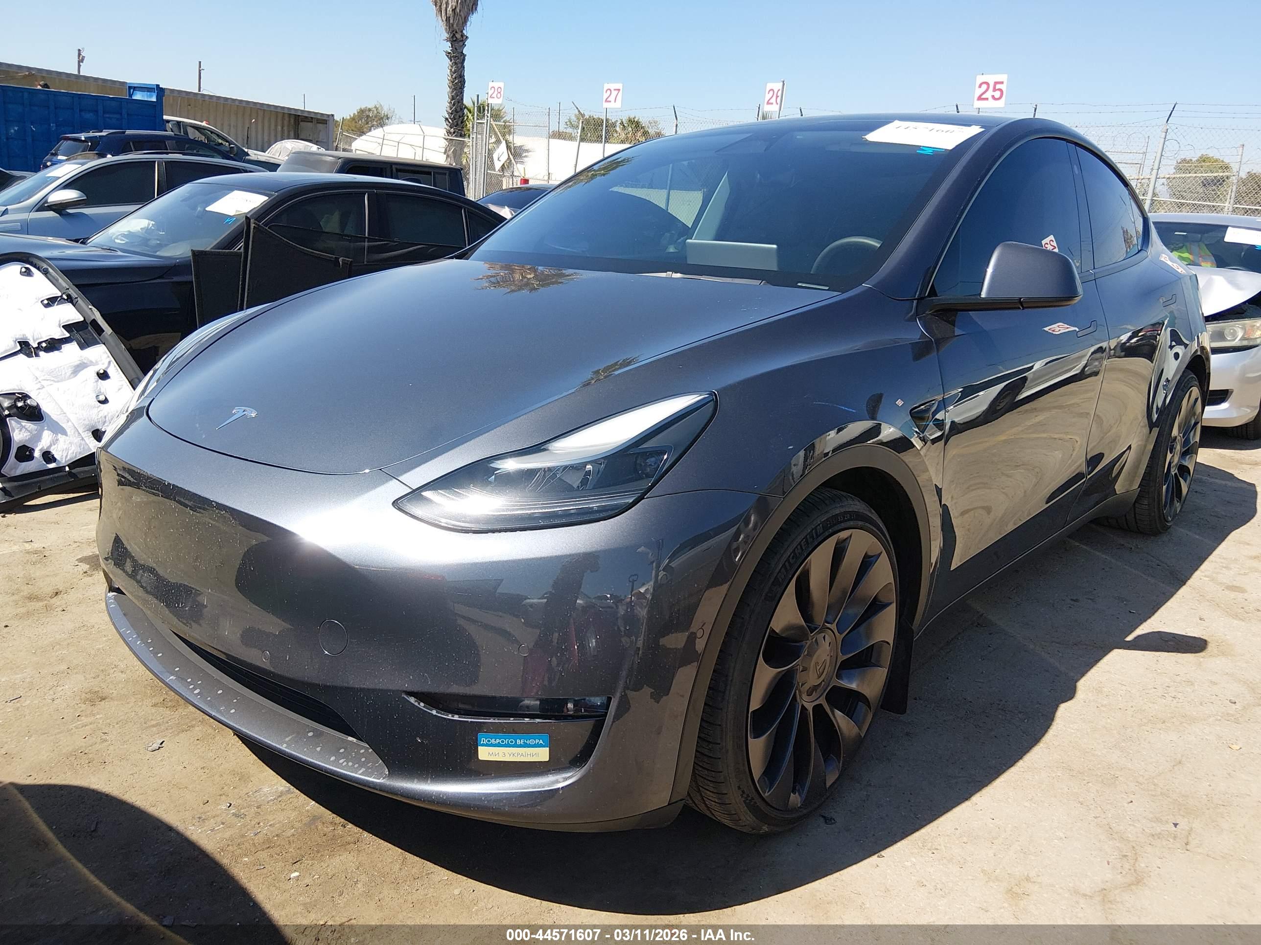 TESLA MODEL image 2