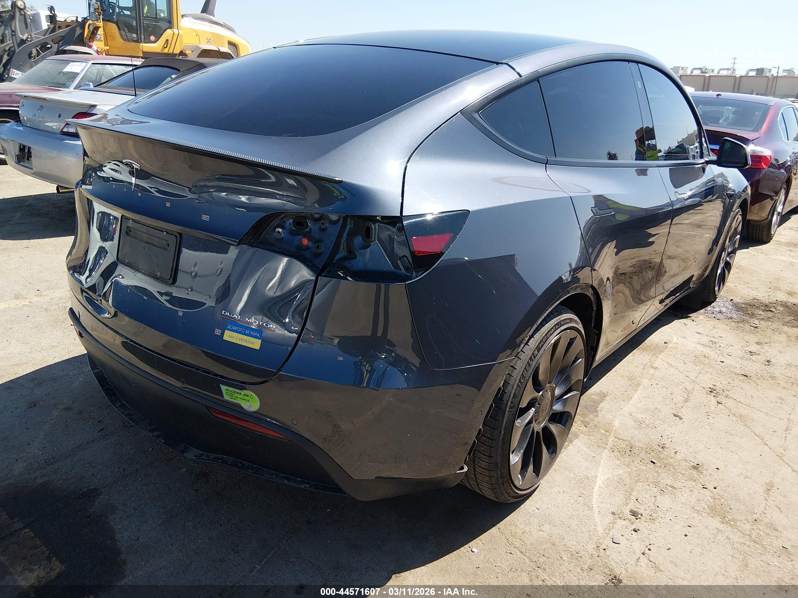 TESLA MODEL image 4