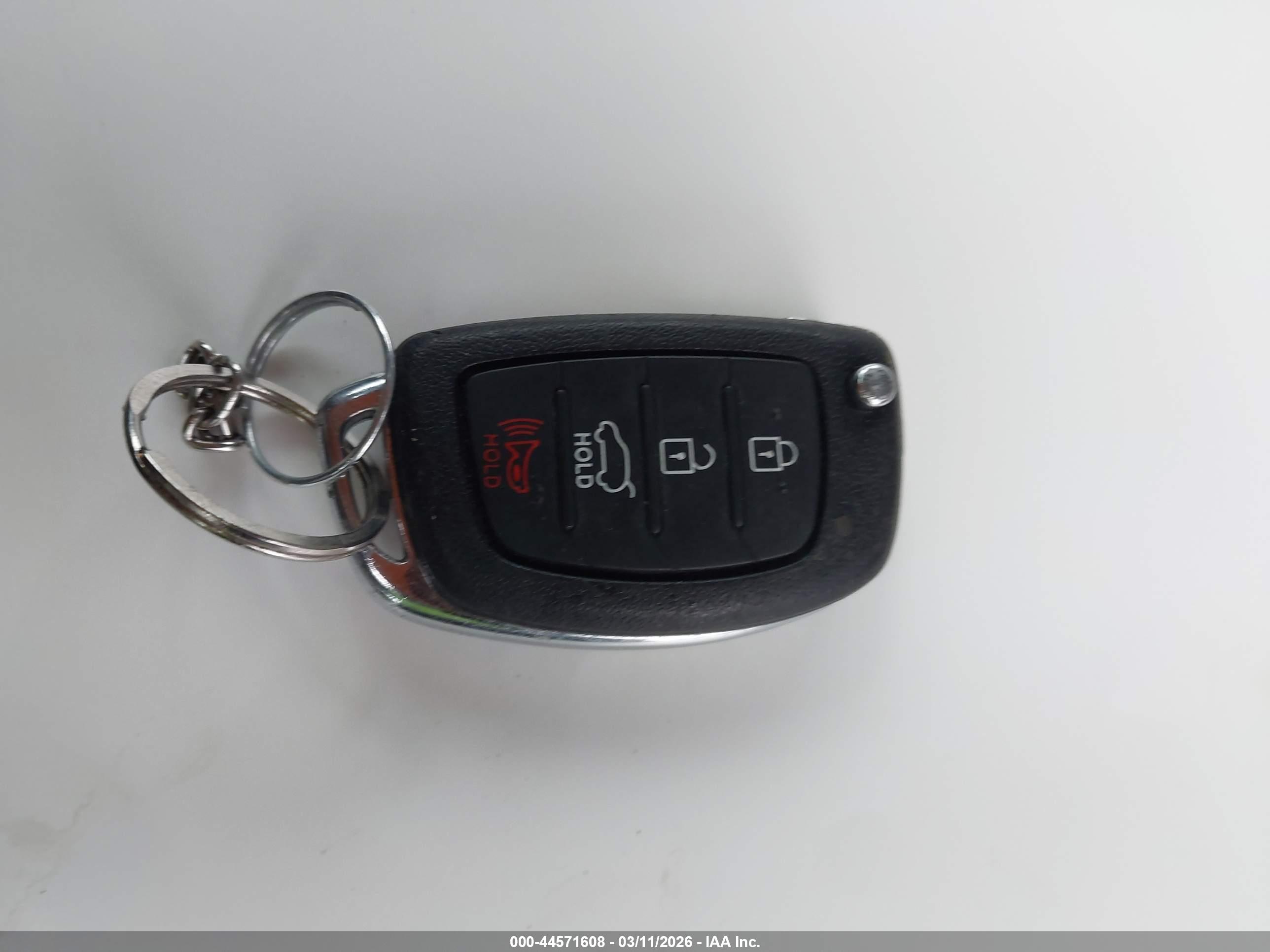 HYUNDAI SONATA image 11