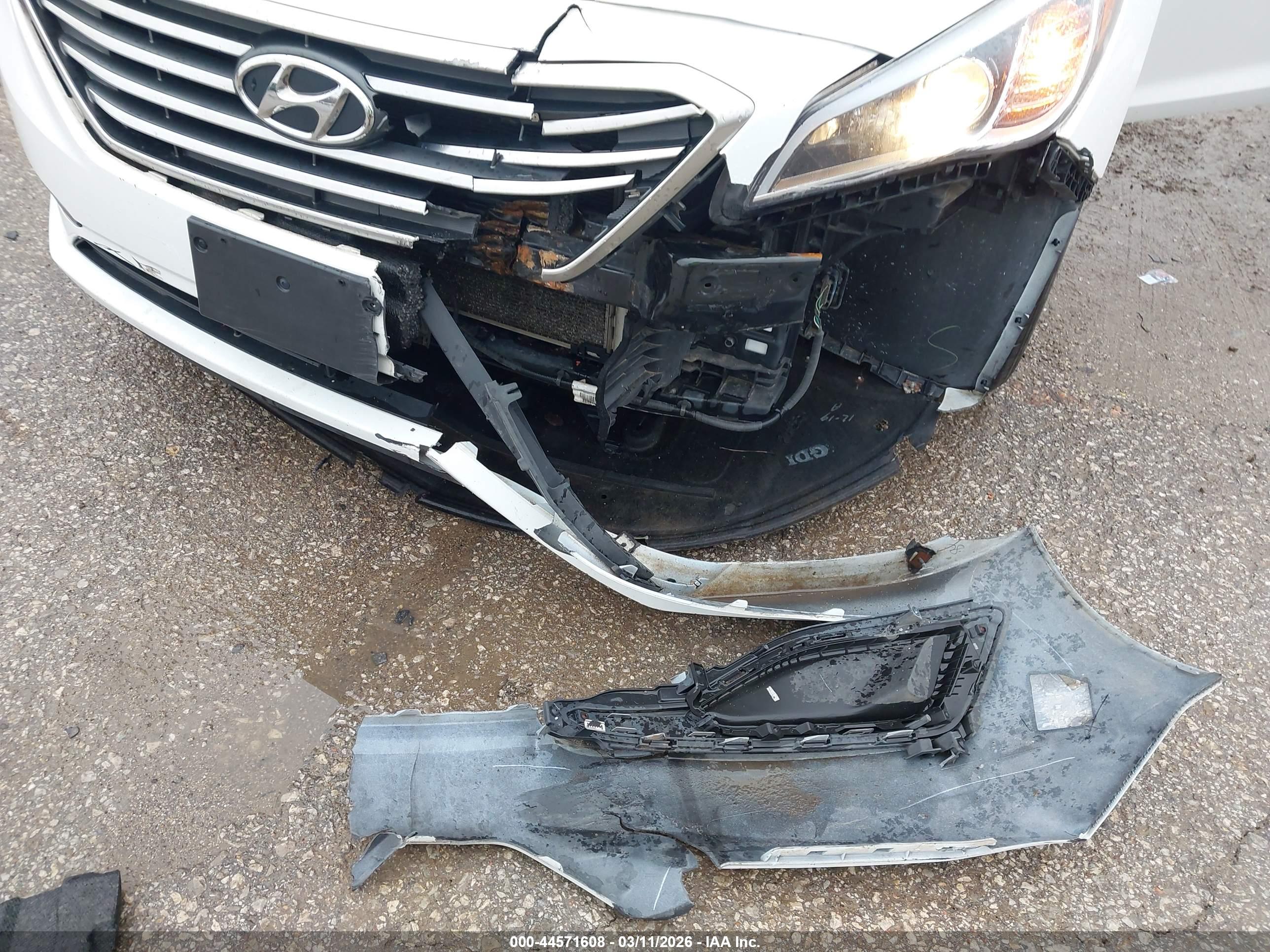 HYUNDAI SONATA image 6